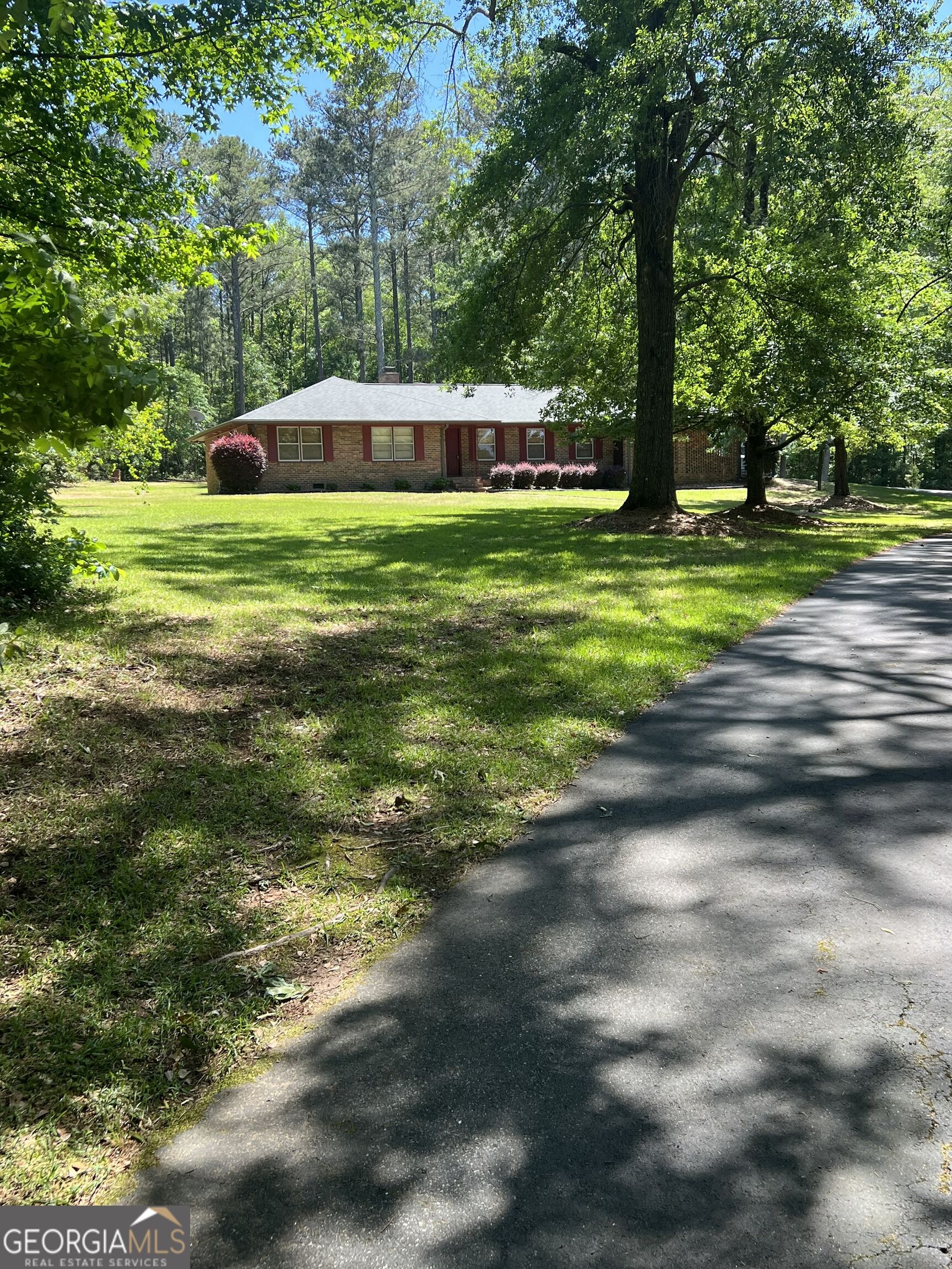 12276 Flat Shoals Road Property Photo 1