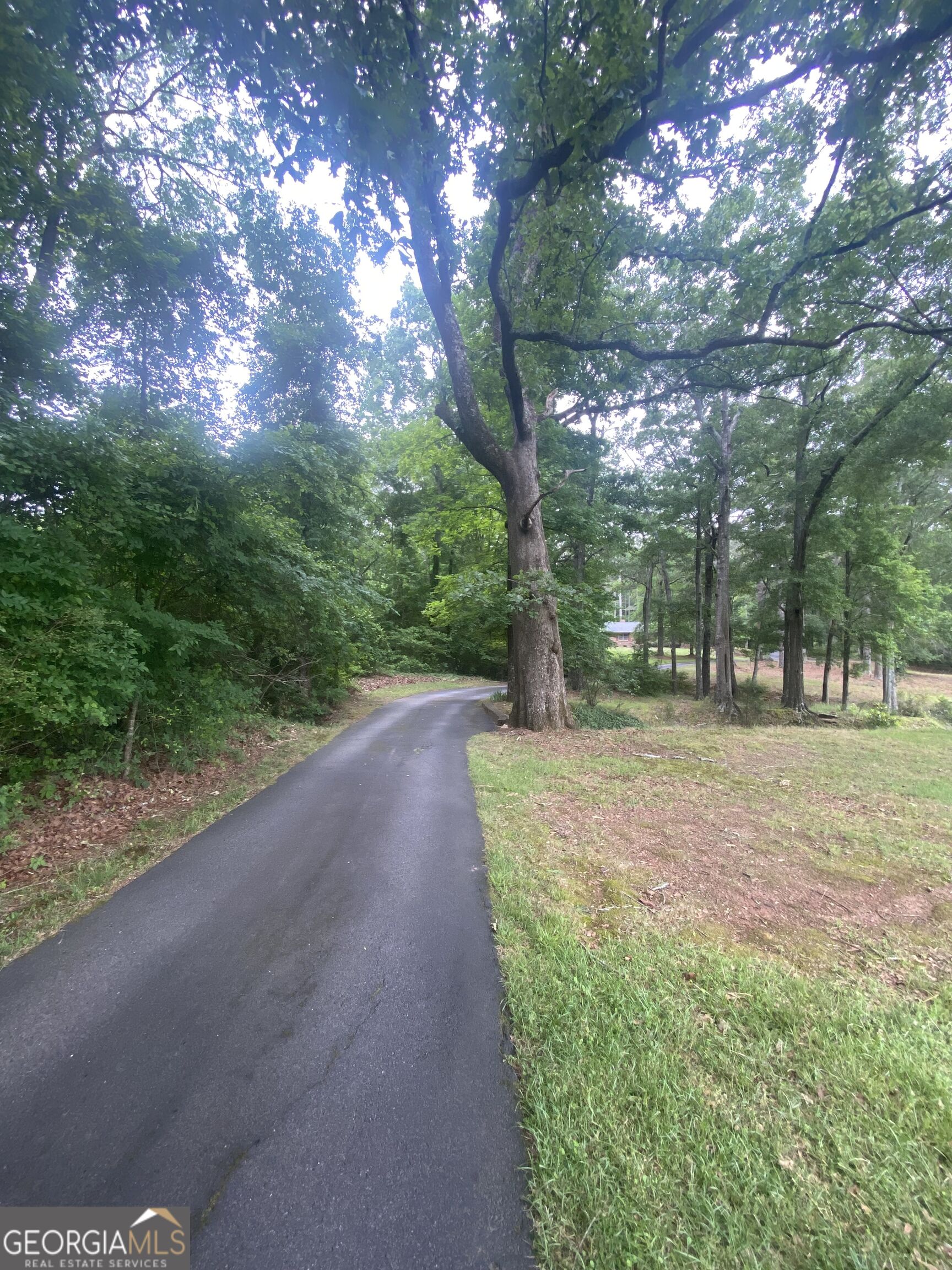 12276 Flat Shoals Road Property Photo 5