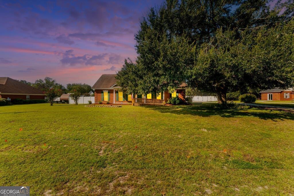 2384 Hodgeville Road Property Photo 2