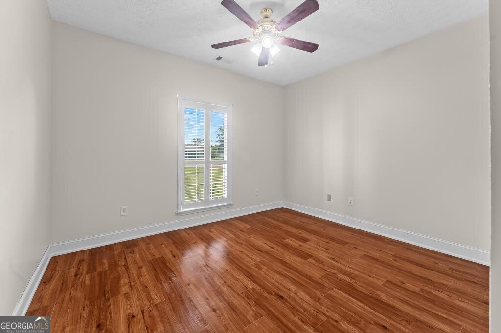 2384 Hodgeville Road Property Photo 26