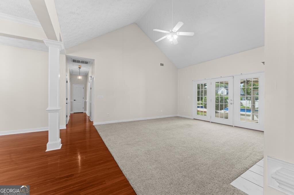 2384 Hodgeville Road Property Photo 27