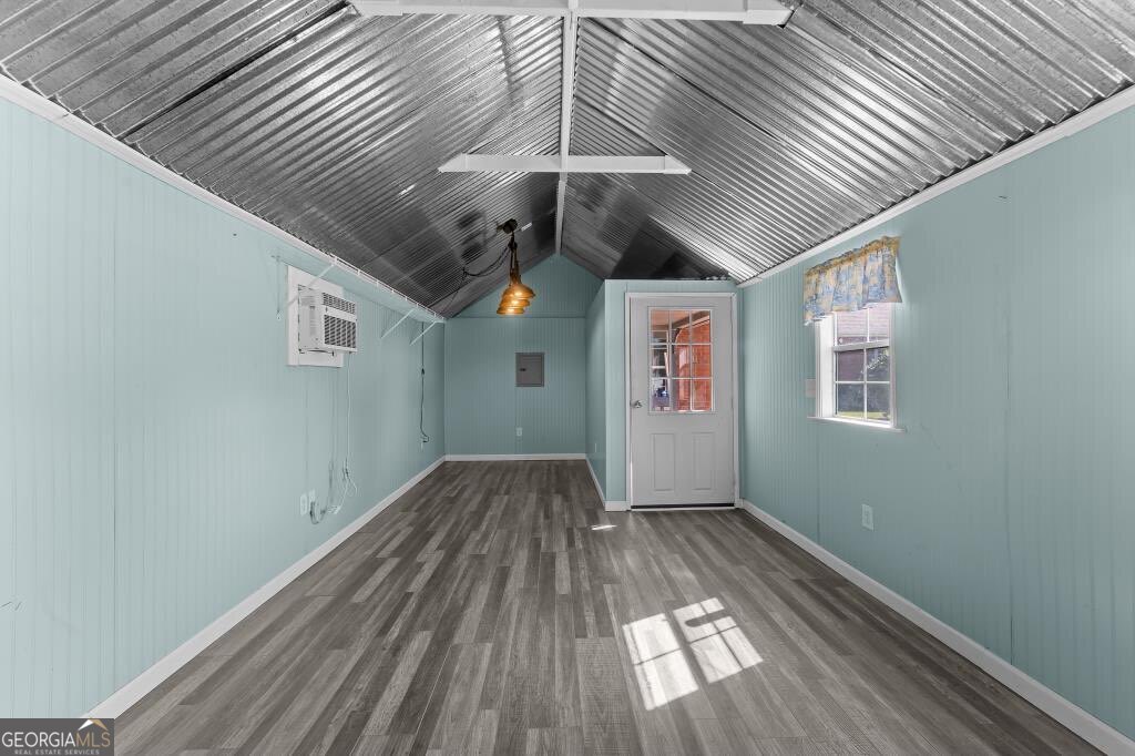 2384 Hodgeville Road Property Photo 42