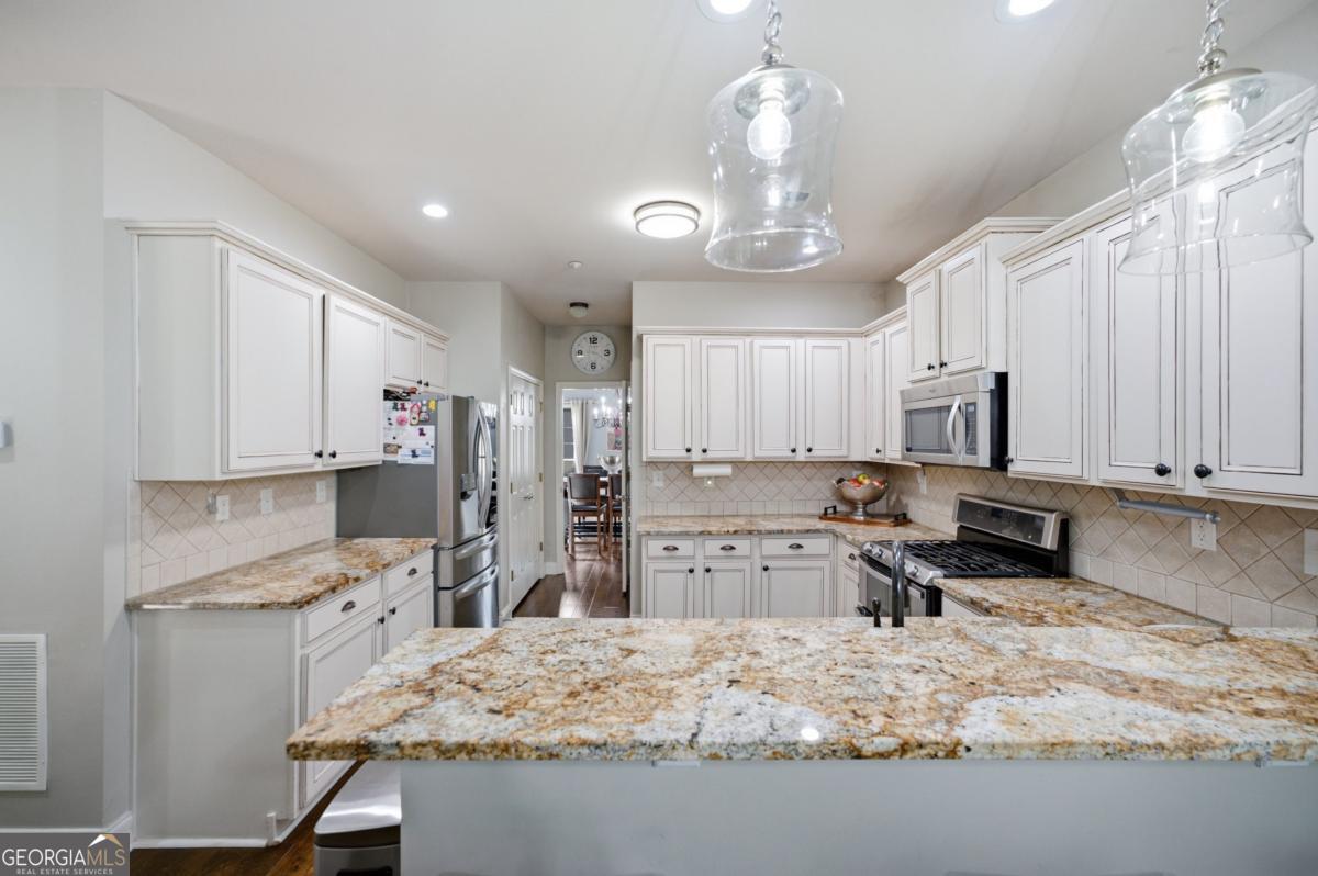 1715 Yellow Wood Drive Property Photo 20