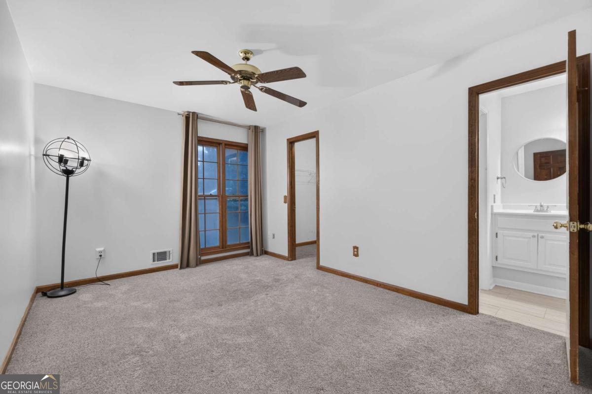 1105 Secret Cove Drive Property Photo 16