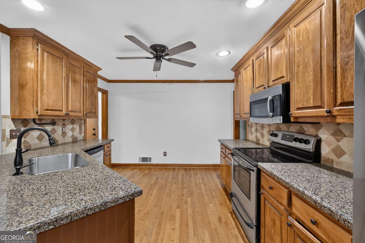 1105 Secret Cove Drive Property Photo 22