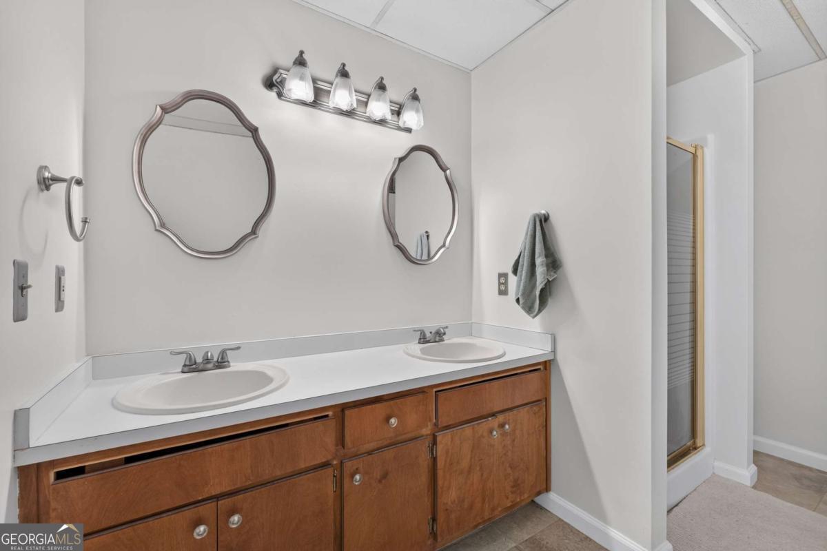 1105 Secret Cove Drive Property Photo 44