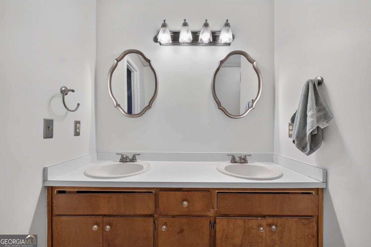 1105 Secret Cove Drive Property Photo 45