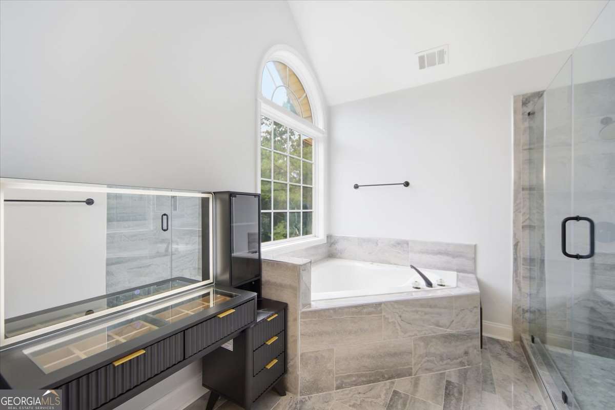 2000 Millstone Drive Sw Property Photo 3