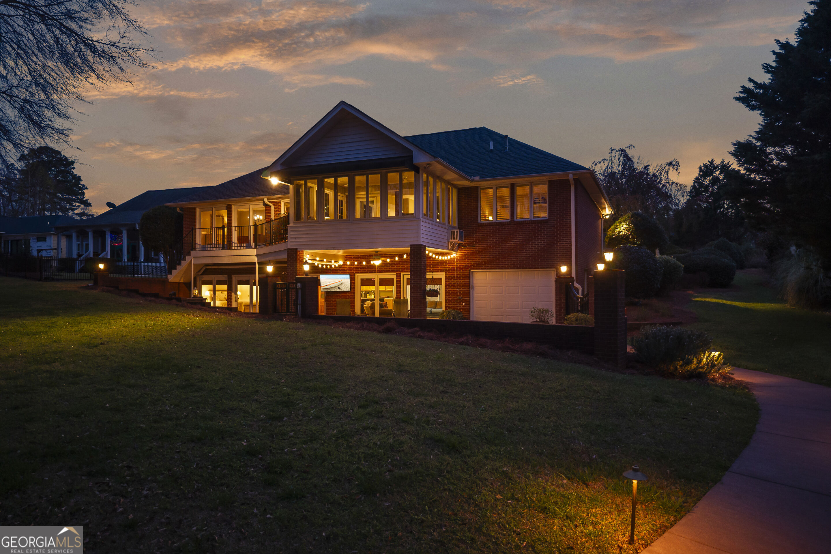 424 Capri Point Property Photo 6