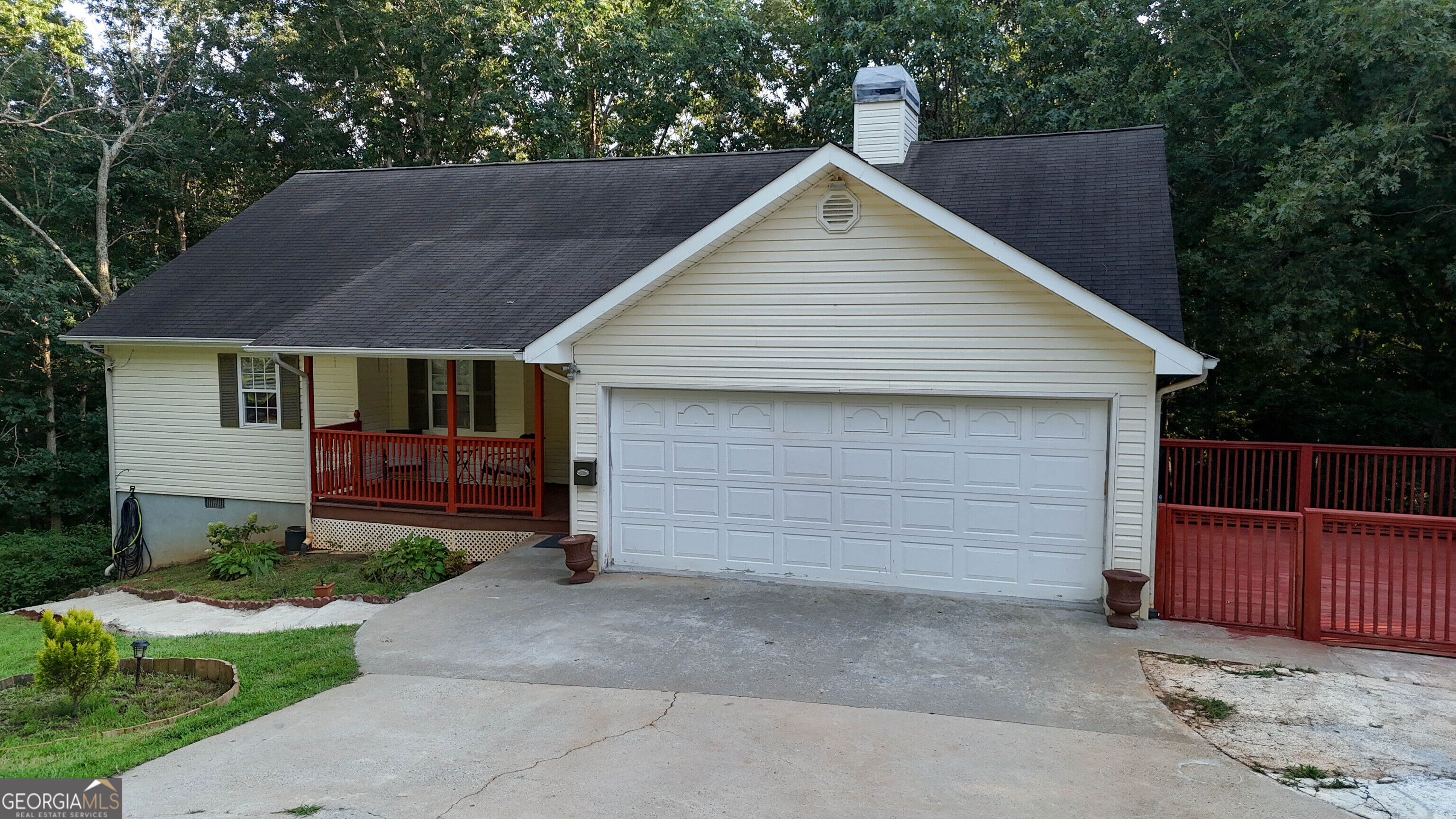 144 Shenandoah Lane Property Photo 1