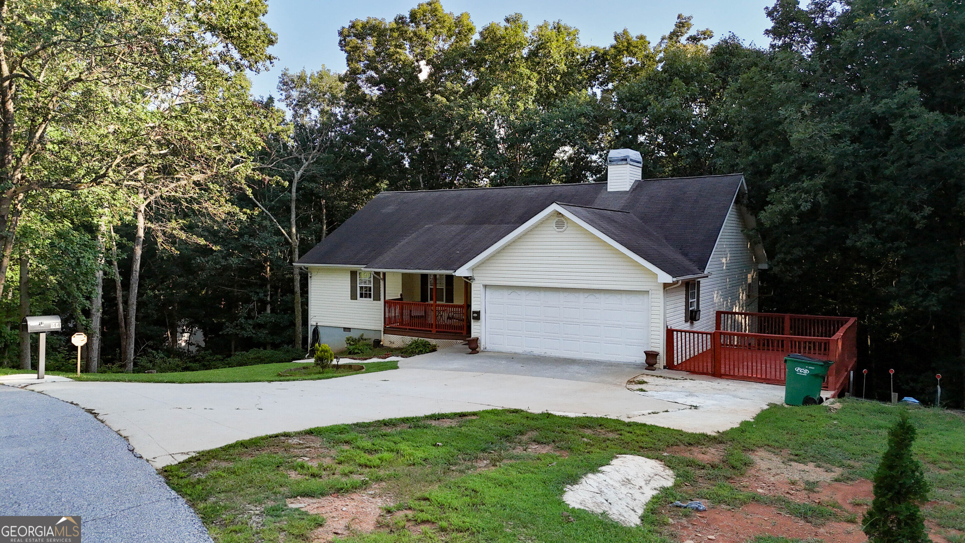 144 Shenandoah Lane Property Photo 2