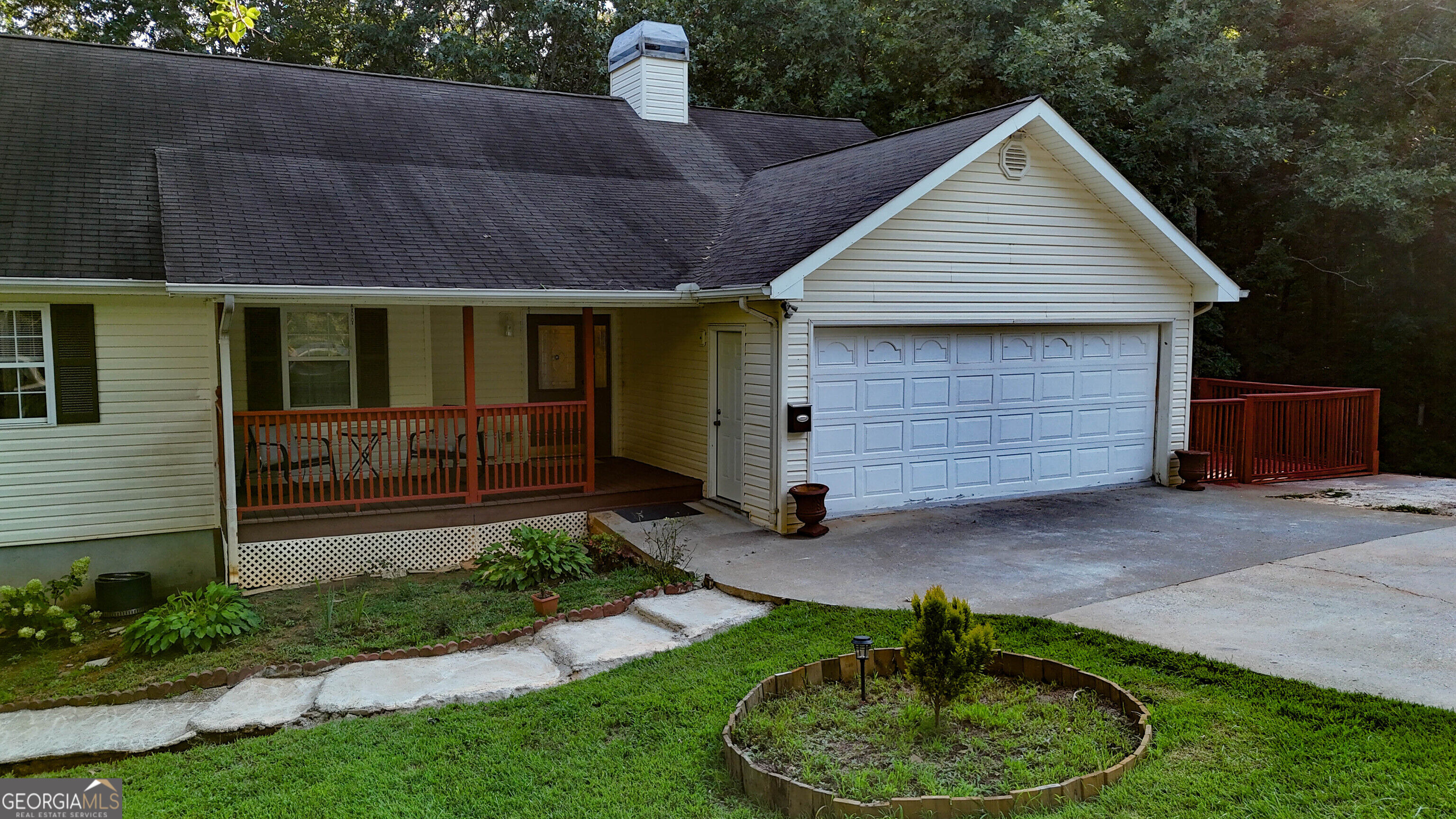 144 Shenandoah Lane Property Photo 3