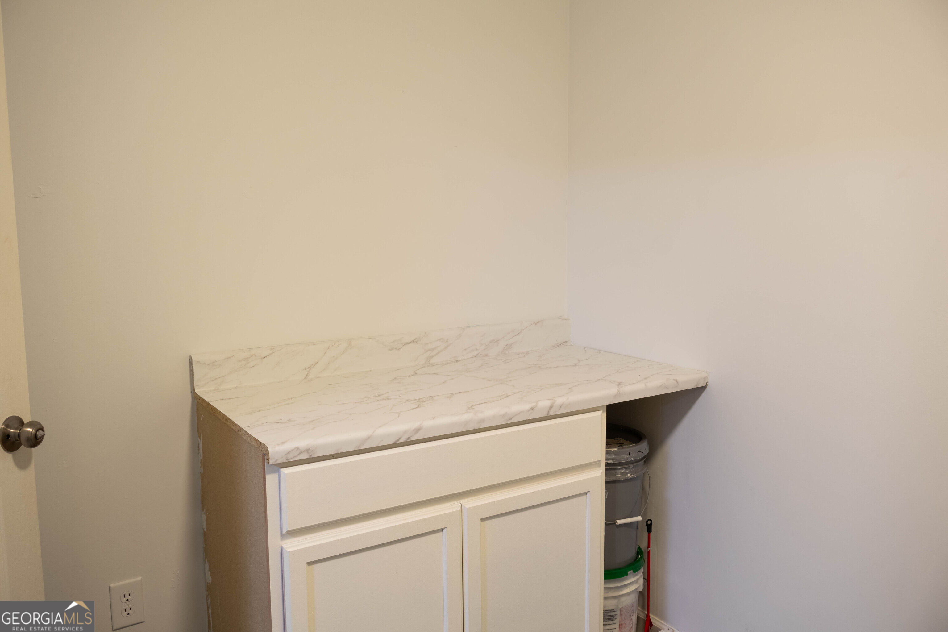 144 Shenandoah Lane Property Photo 17