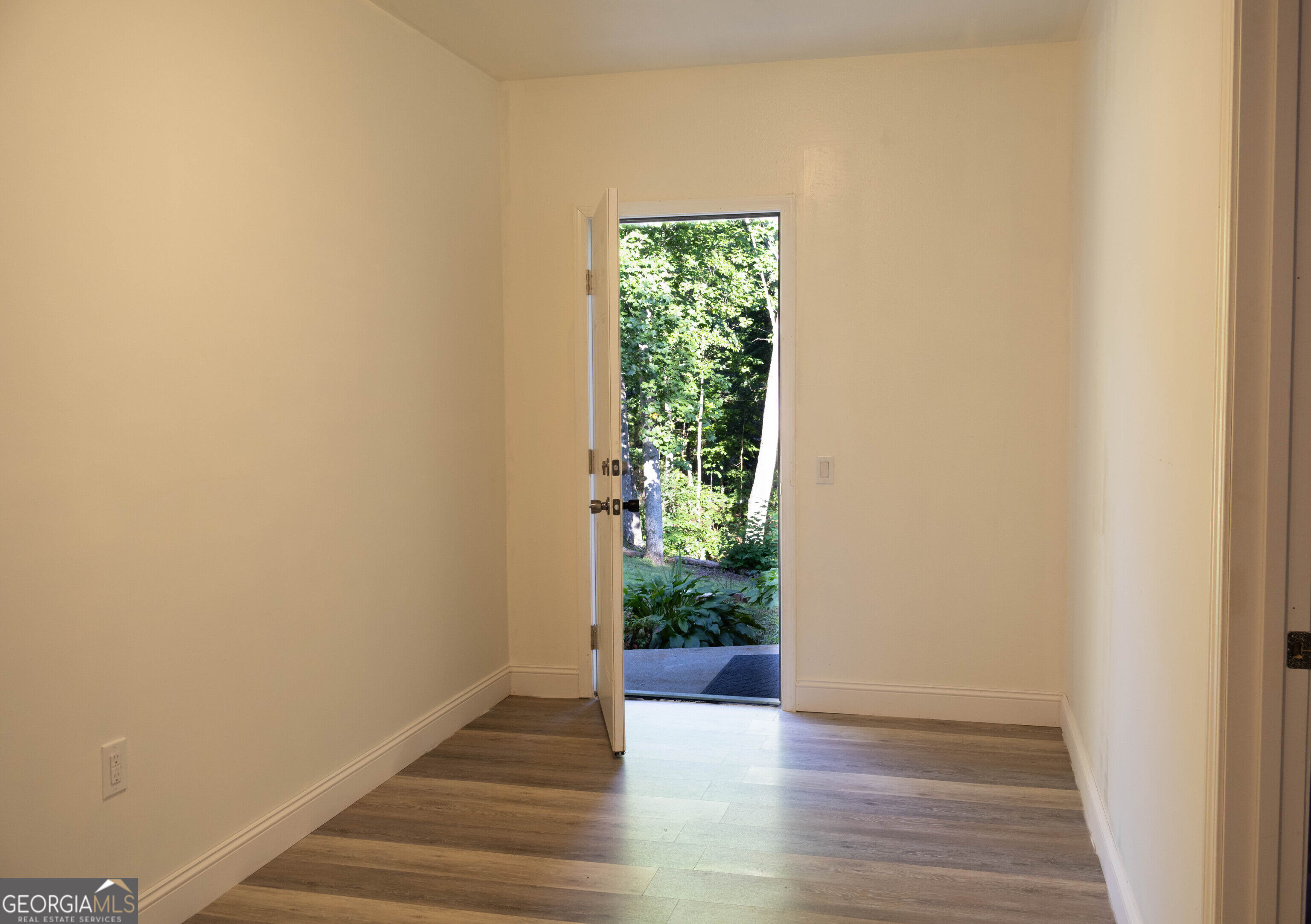 144 Shenandoah Lane Property Photo 38