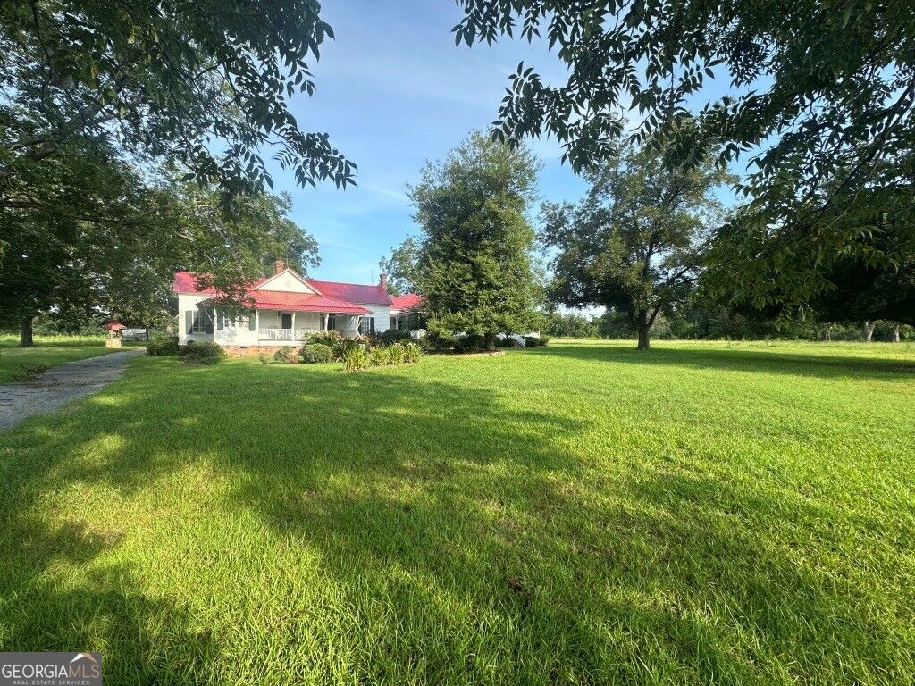 1808 Wire Road Property Photo 4