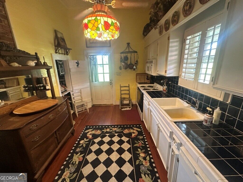 1808 Wire Road Property Photo 20