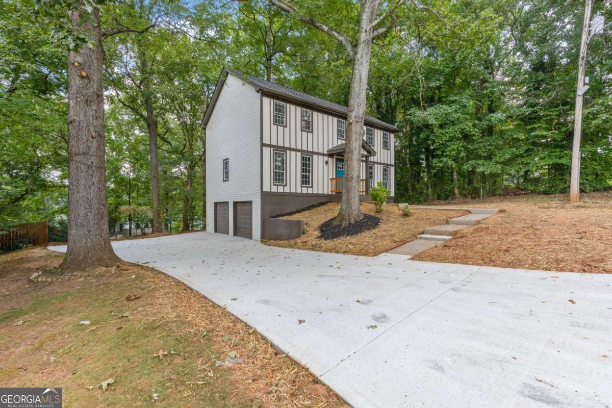 1001 Gunners Walk Property Photo 2