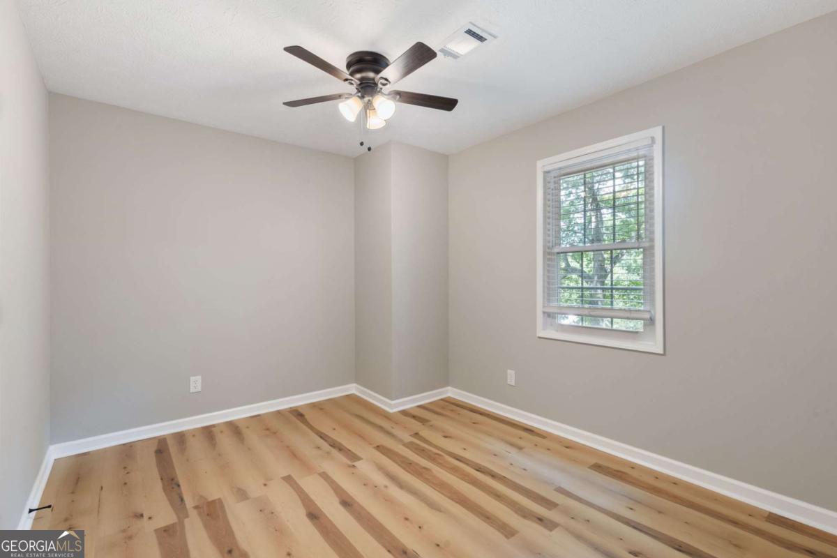 1001 Gunners Walk Property Photo 22