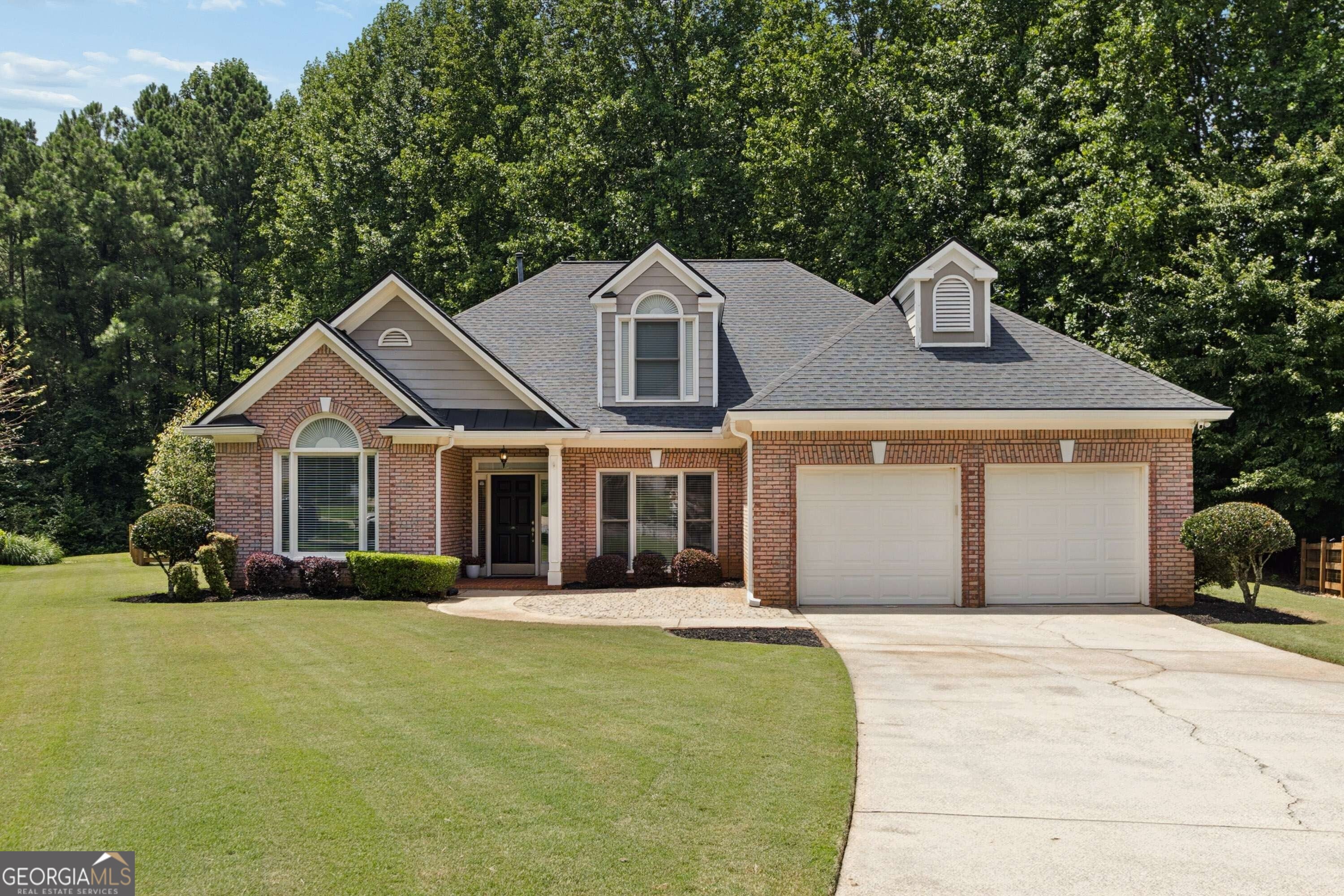 3850 Bridle Creek Drive Property Photo 1