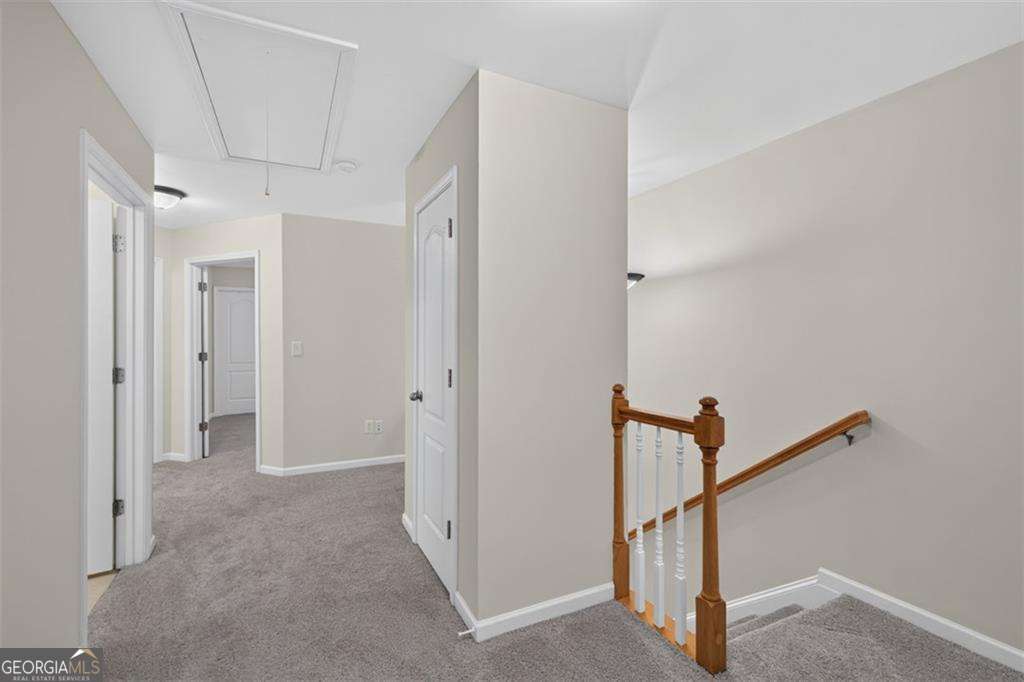 2294 Meadow's End Property Photo 22