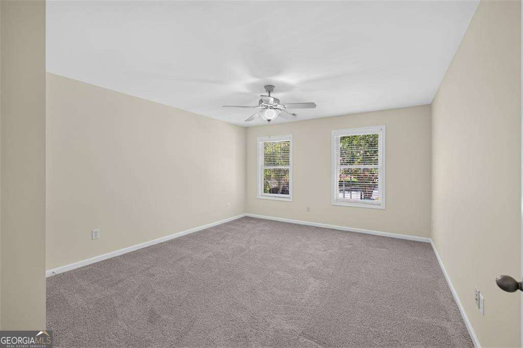 2294 Meadow's End Property Photo 27