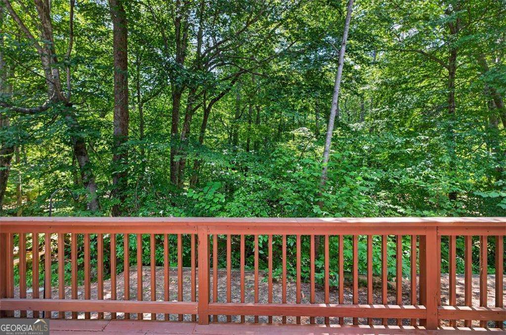 2294 Meadow's End Property Photo 31