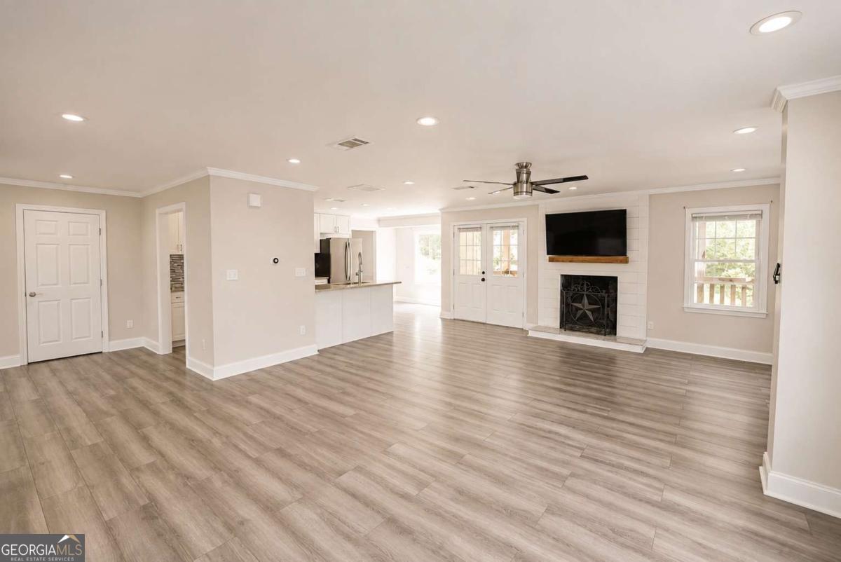 4670 Kelden Circle Property Photo 6