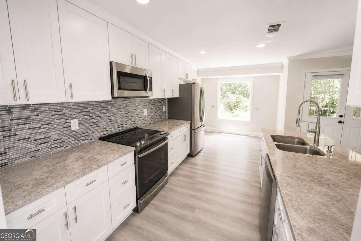 4670 Kelden Circle Property Photo 9