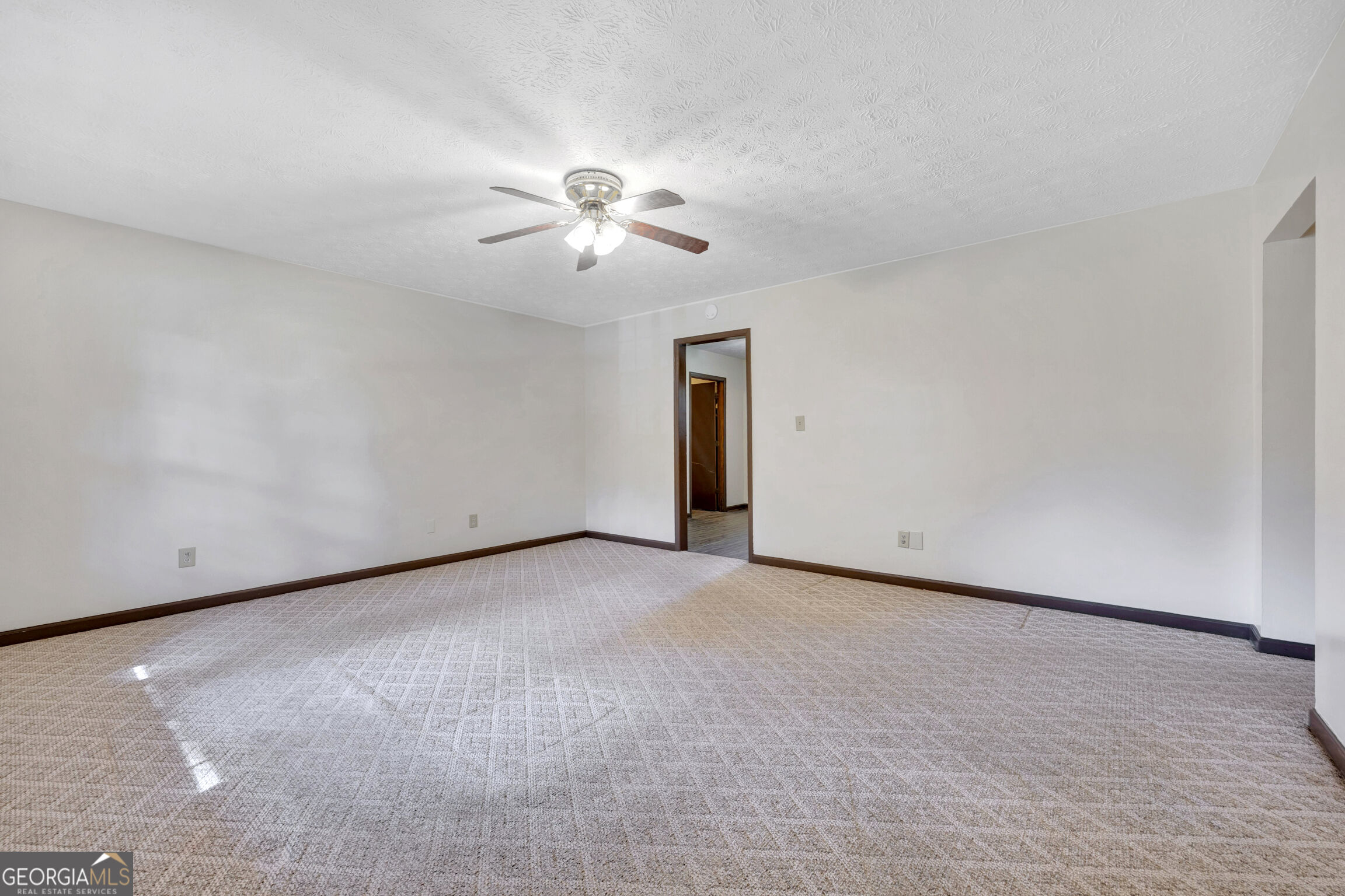 65 Pinehurst Drive Property Photo 4