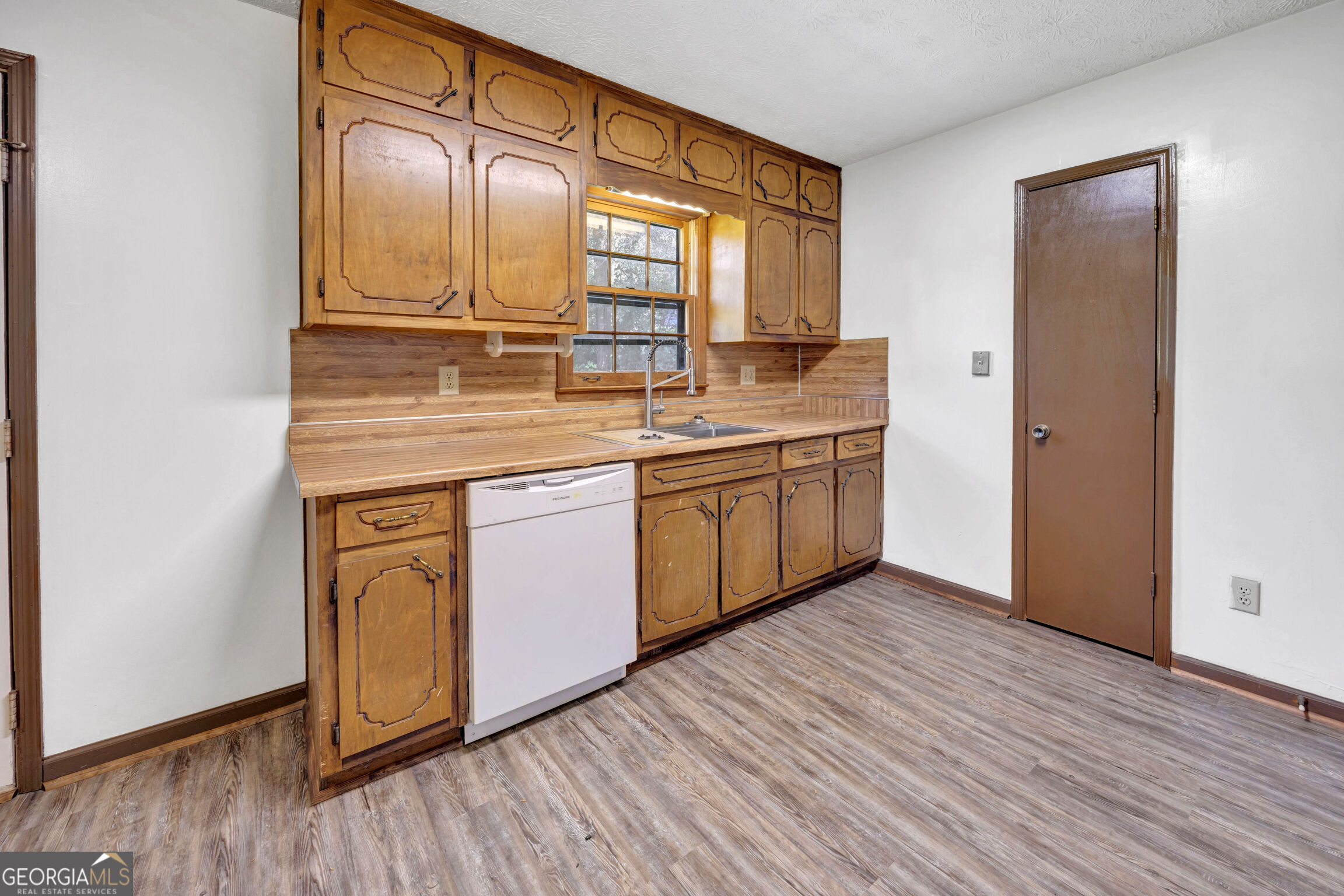 65 Pinehurst Drive Property Photo 10
