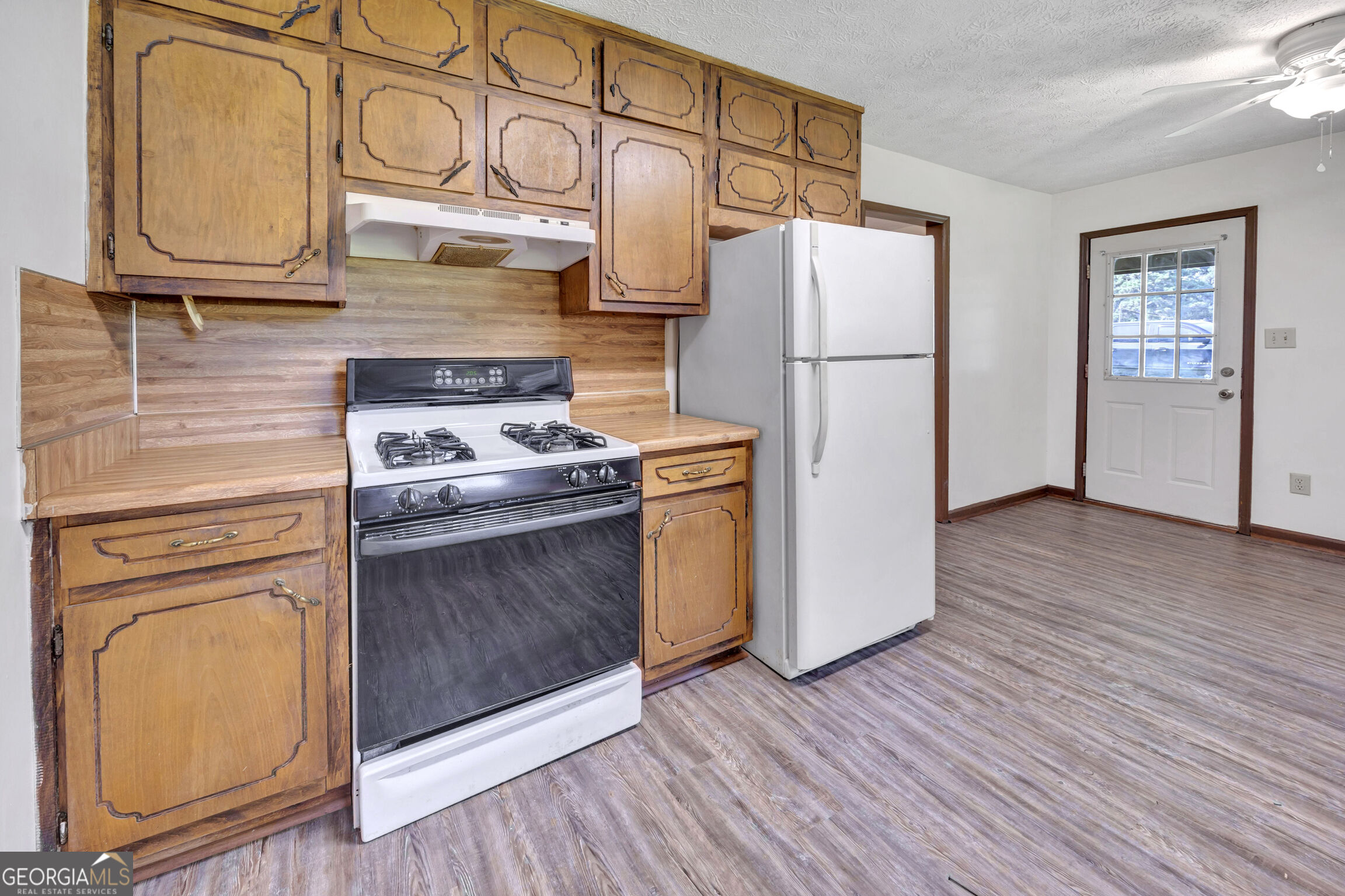 65 Pinehurst Drive Property Photo 11