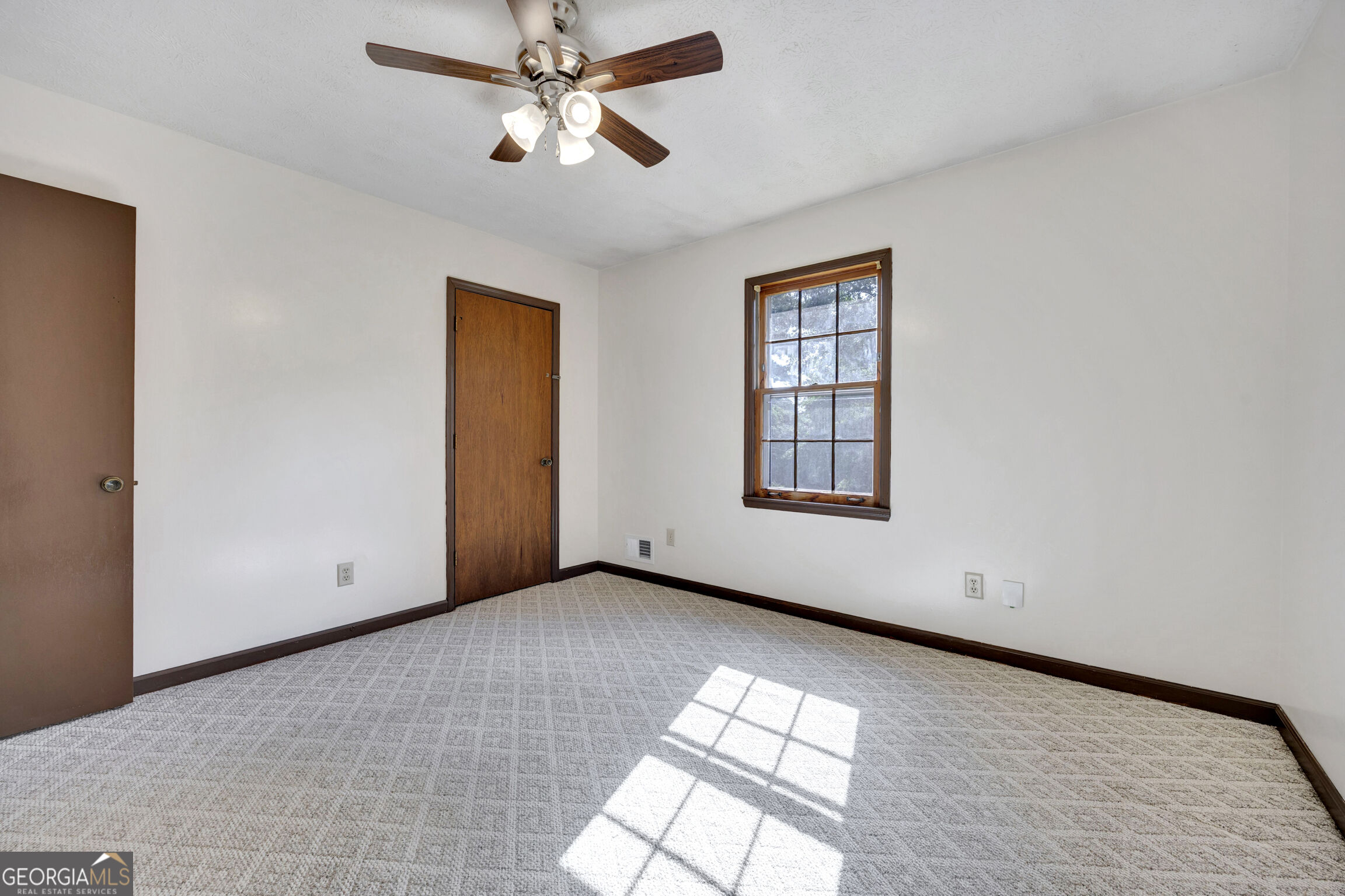 65 Pinehurst Drive Property Photo 24