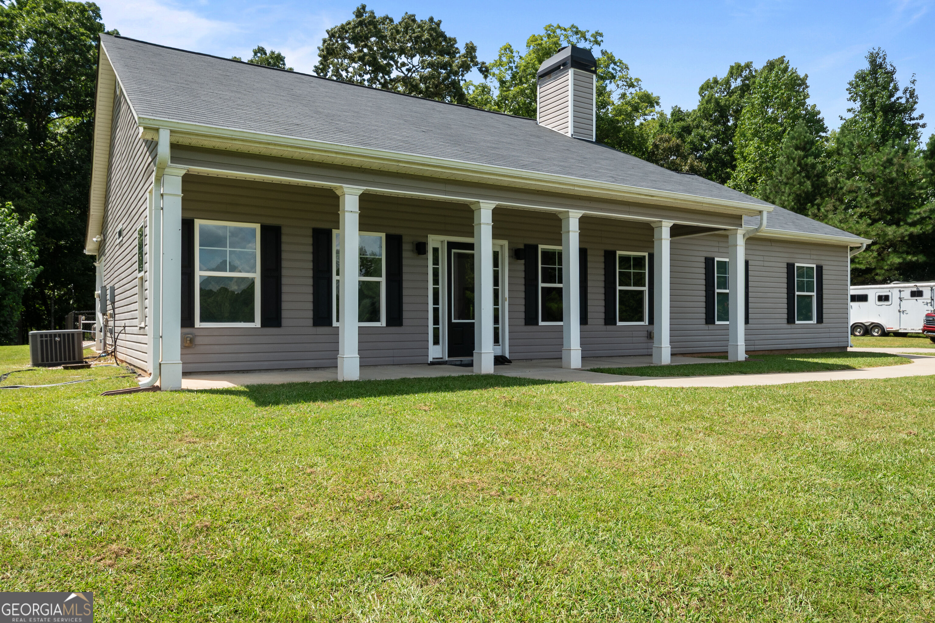 3611 Forrest Road Property Photo 1