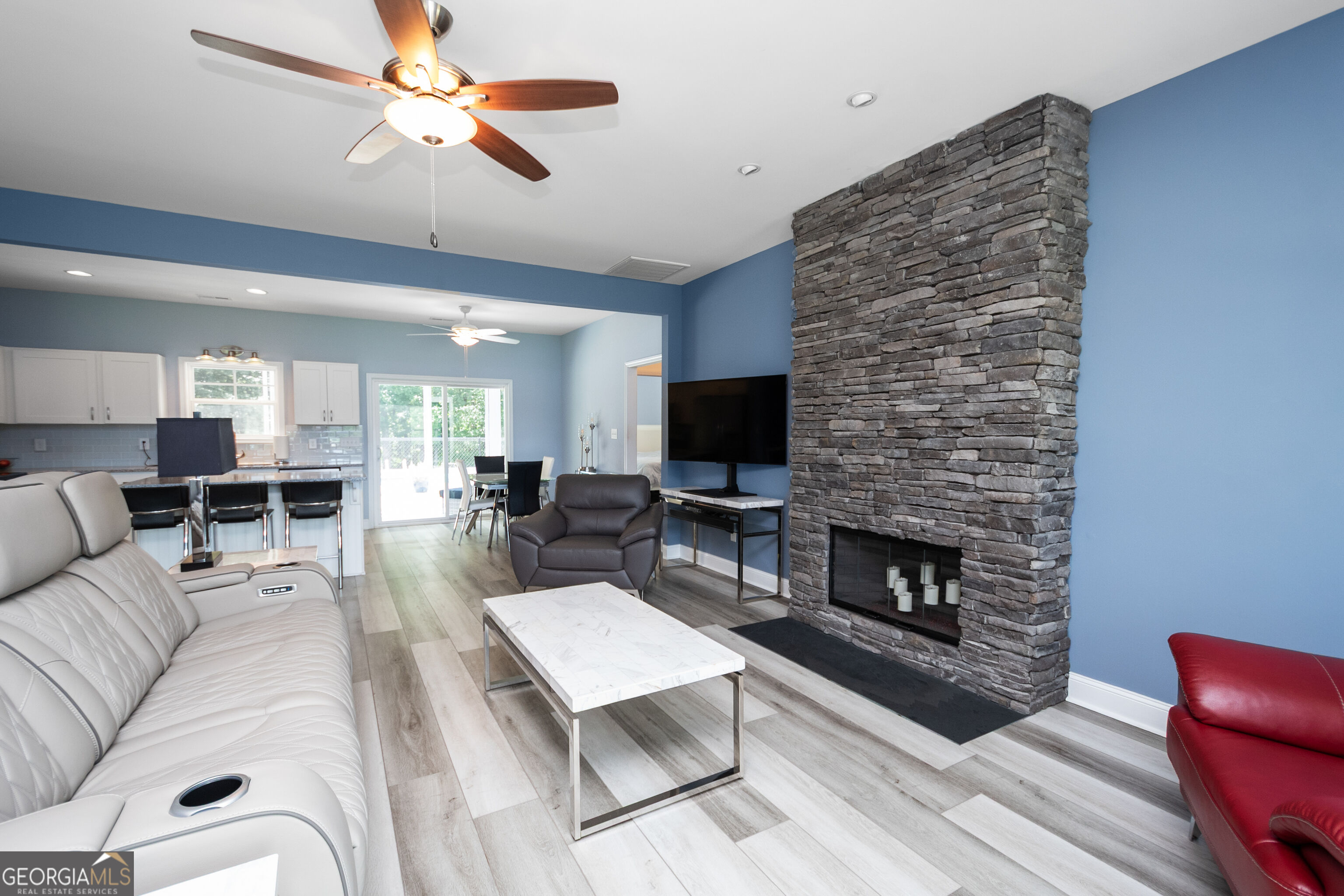 3611 Forrest Road Property Photo 6