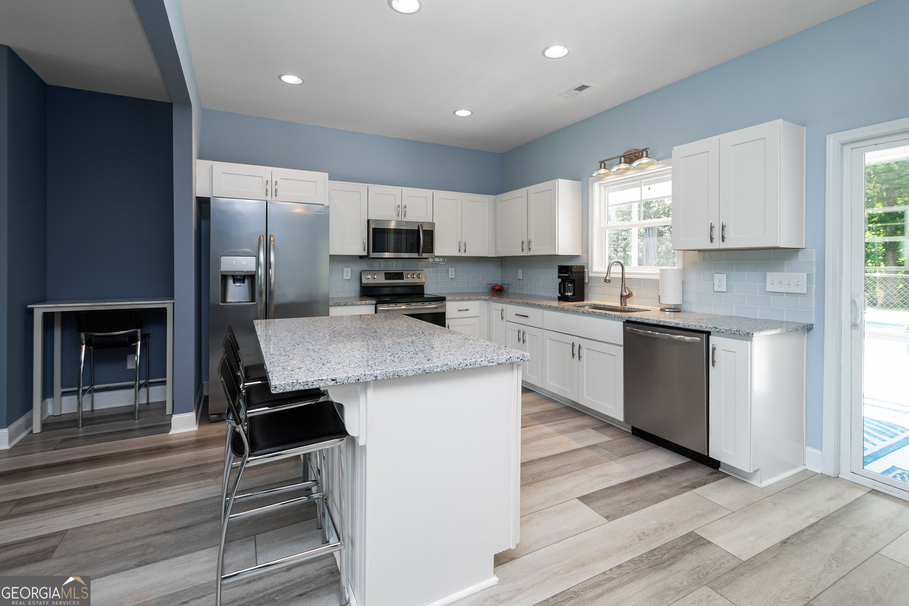 3611 Forrest Road Property Photo 10