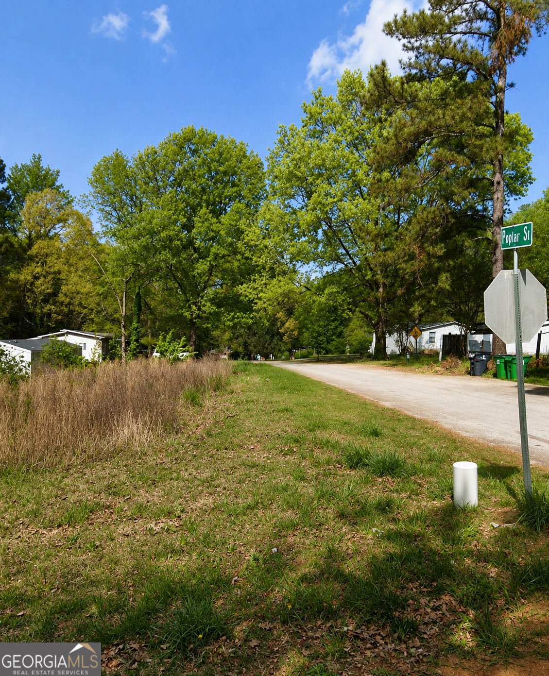 1377 Poplar Street Property Photo 2