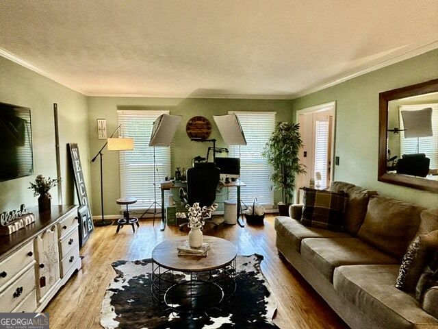 215 Pineywood Road Property Photo 3