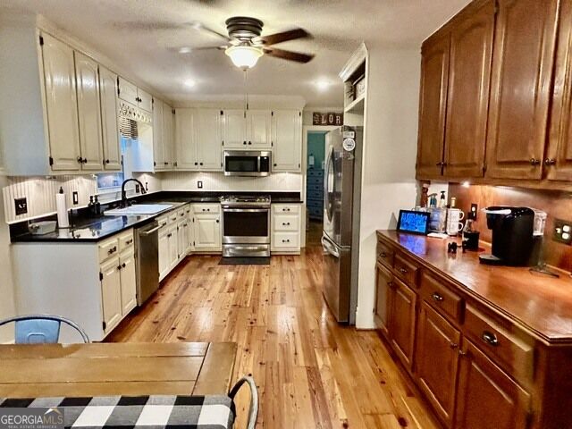 215 Pineywood Road Property Photo 6