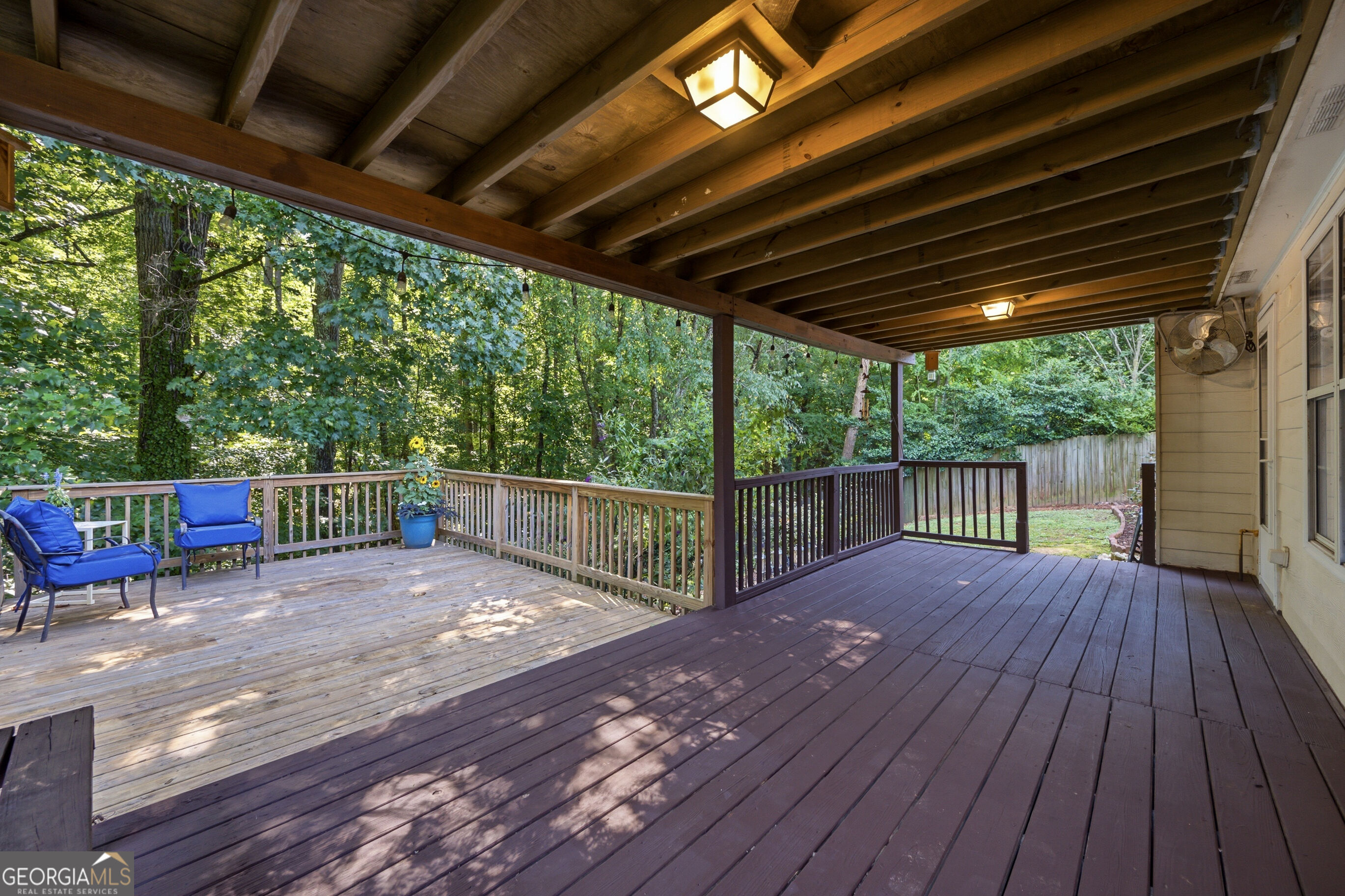 1059 Athena Court Property Photo 3
