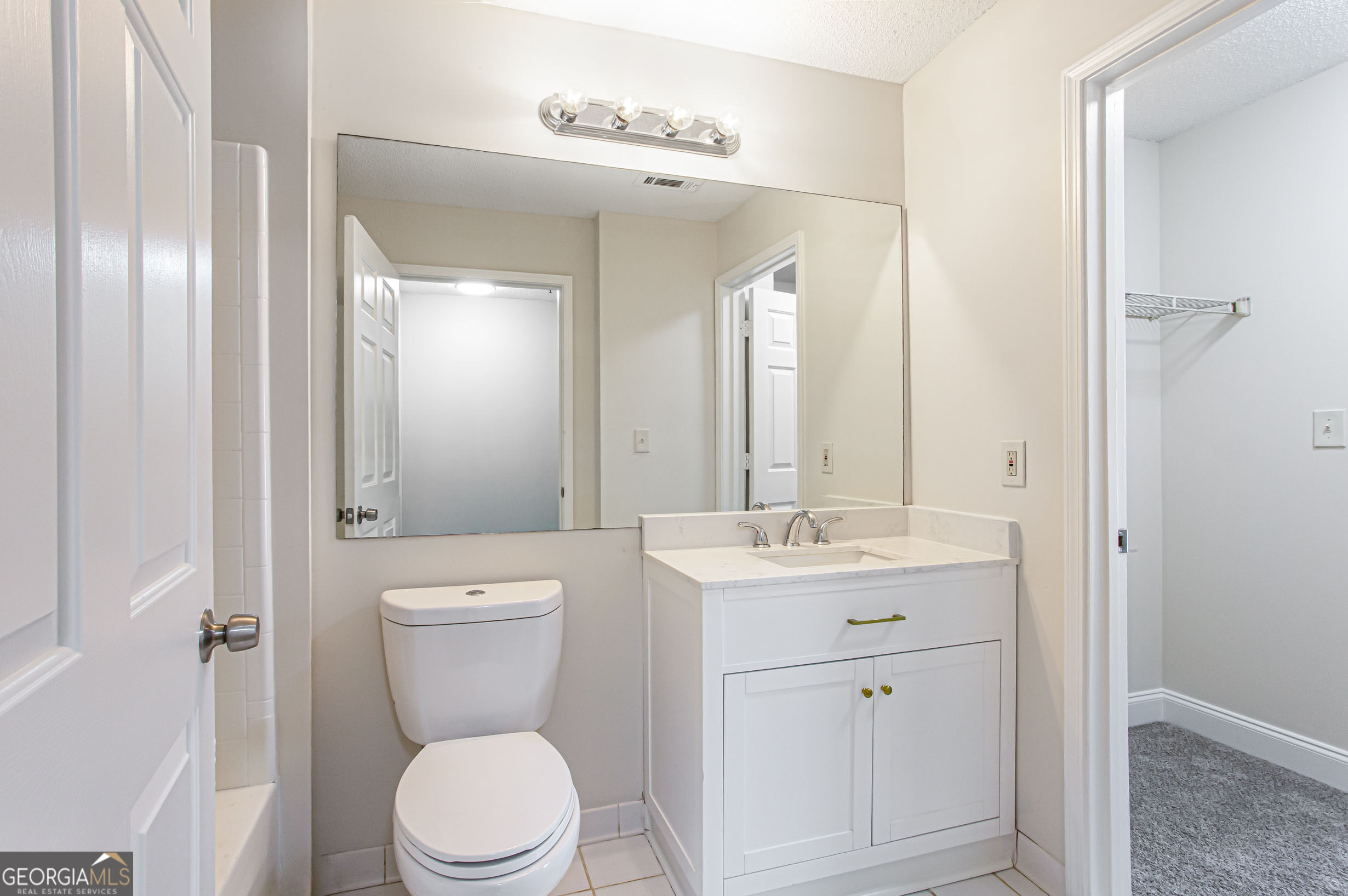 1075 Peachtree Walk Ne # A312 Property Photo 18