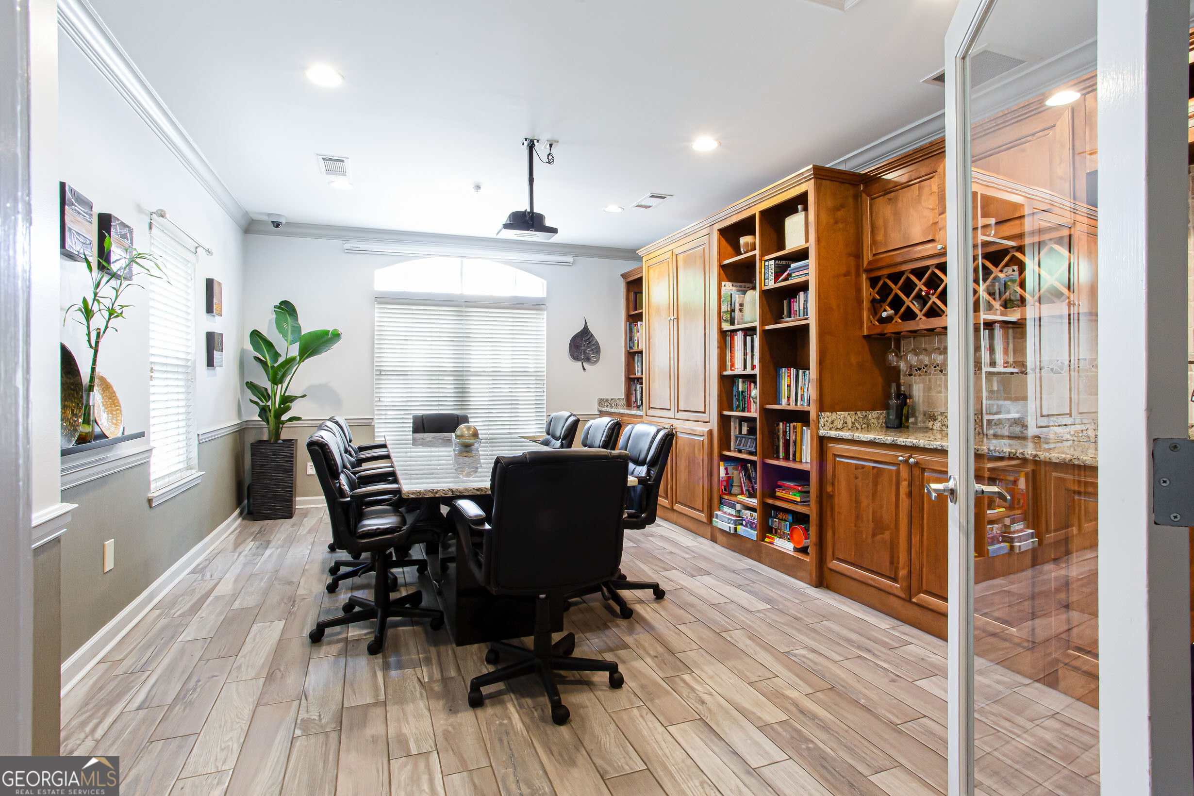1075 Peachtree Walk Ne # A312 Property Photo 26