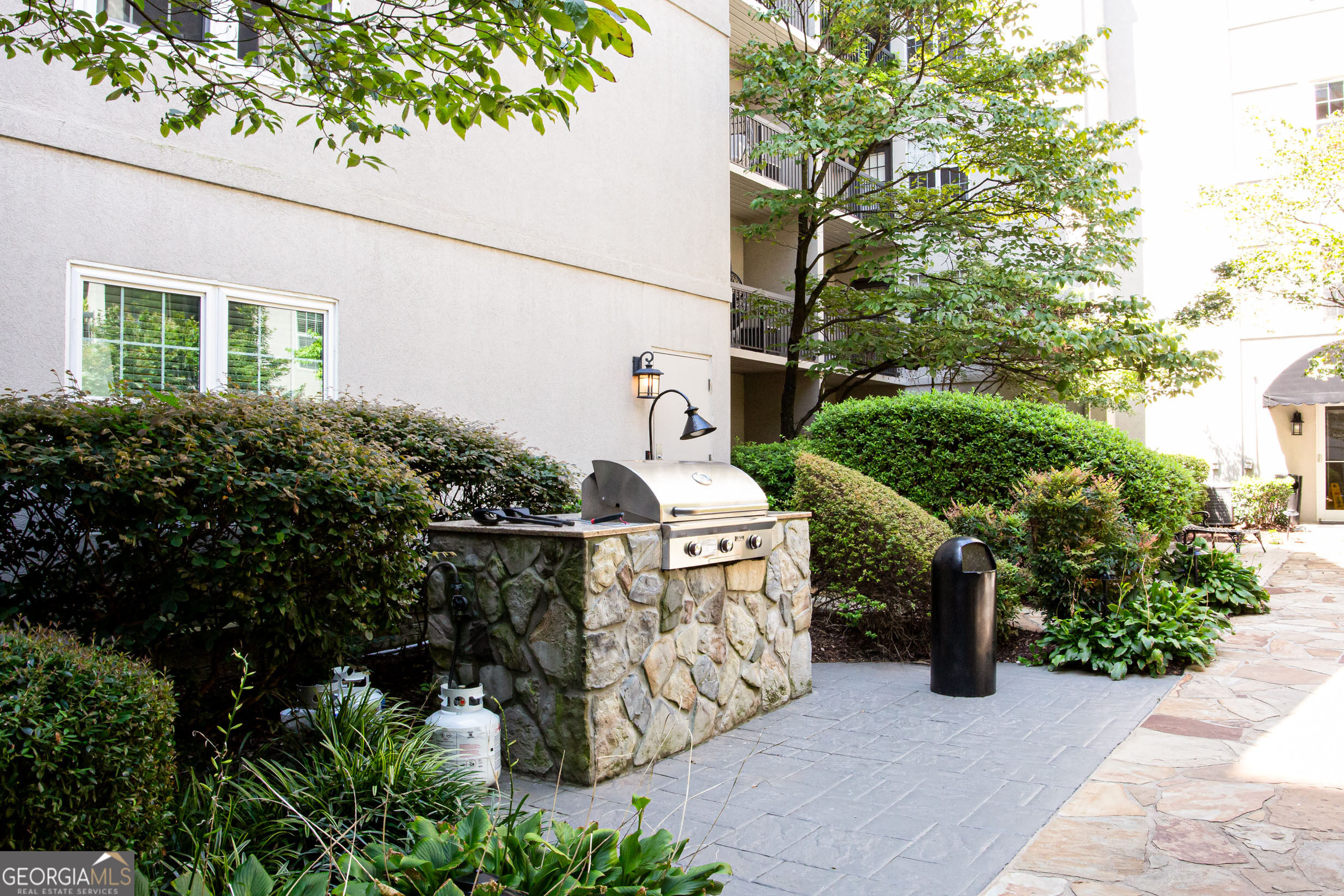 1075 Peachtree Walk Ne # A312 Property Photo 31