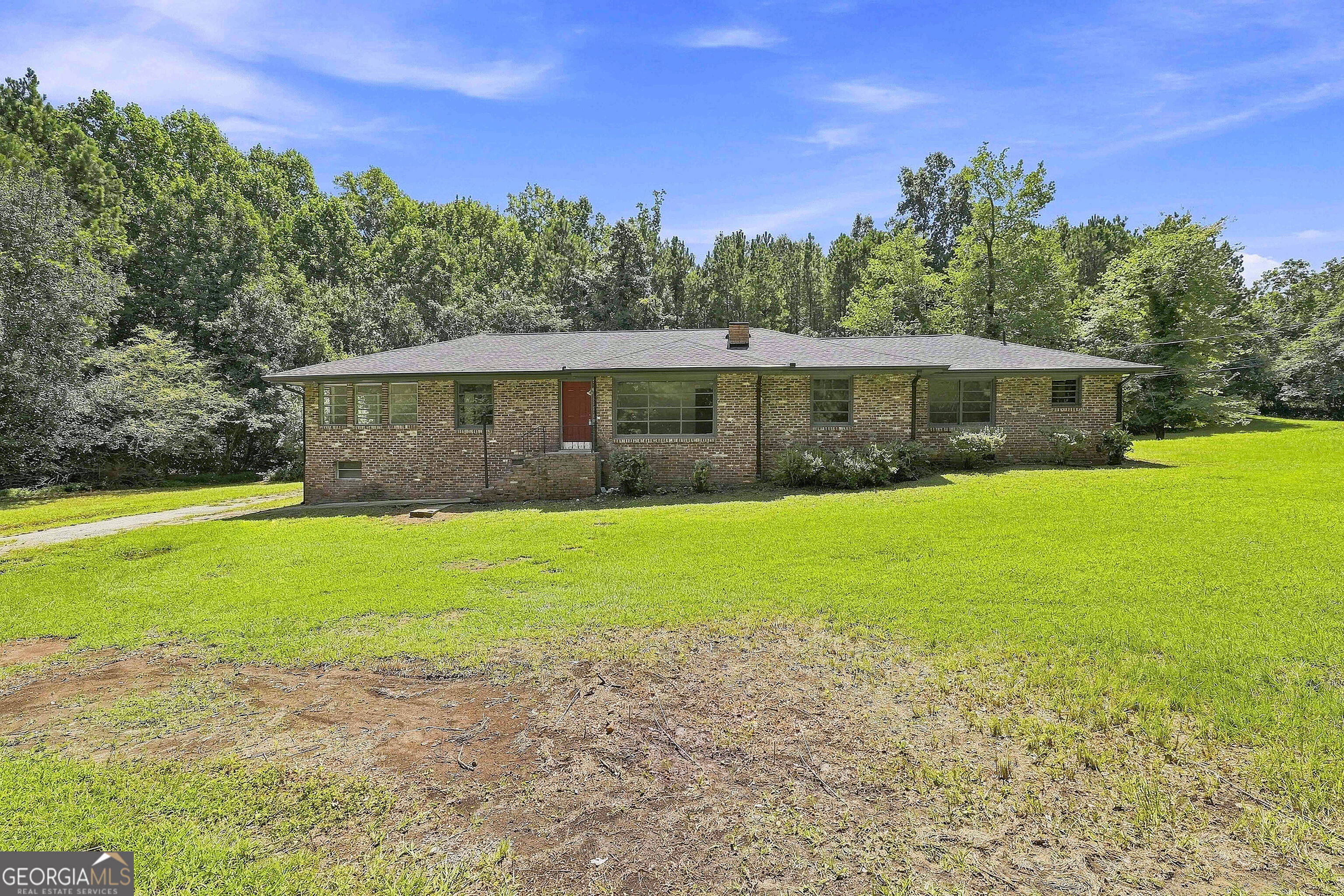 490 Mehaffey Drive Property Photo 1