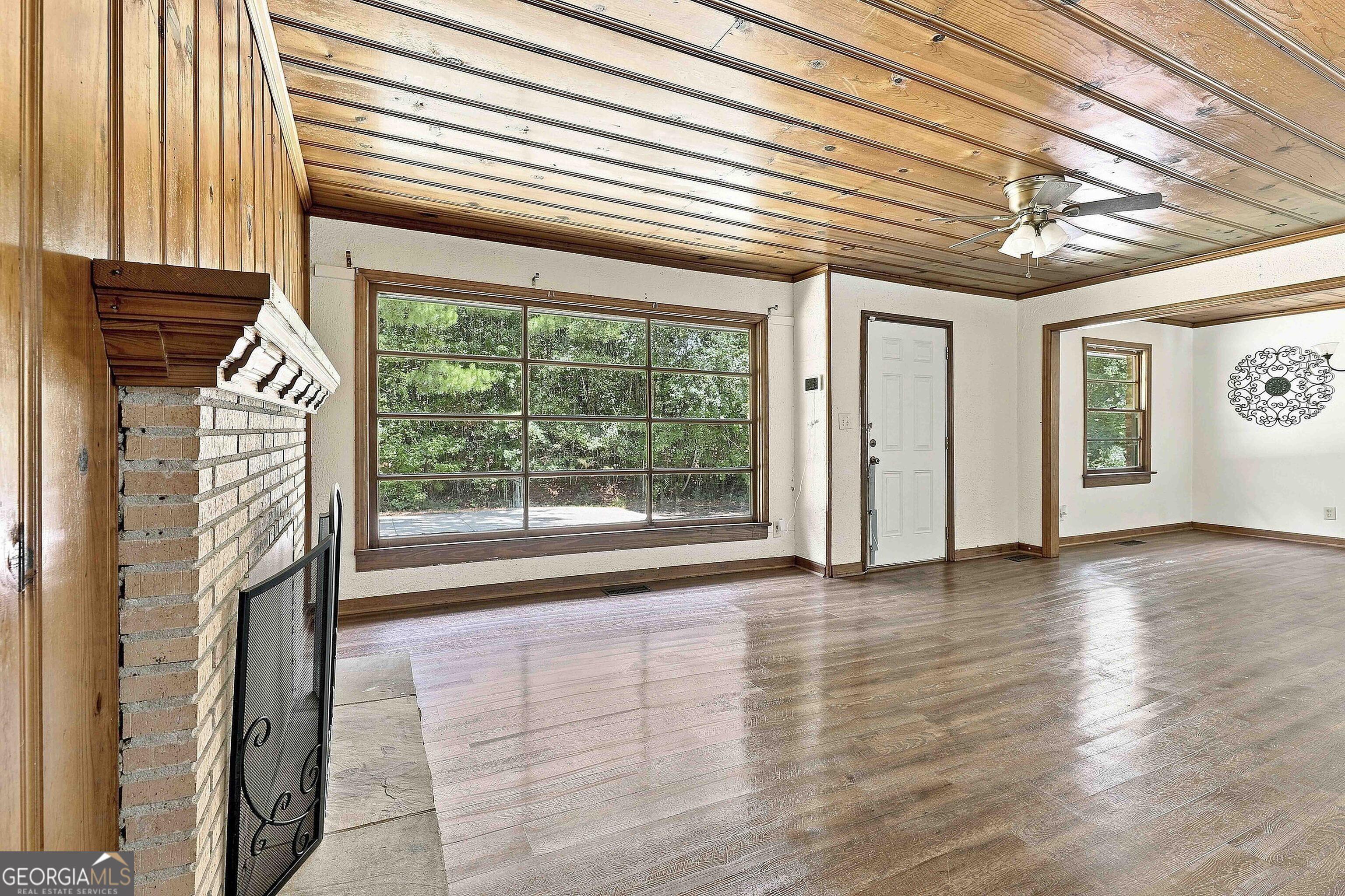 490 Mehaffey Drive Property Photo 13