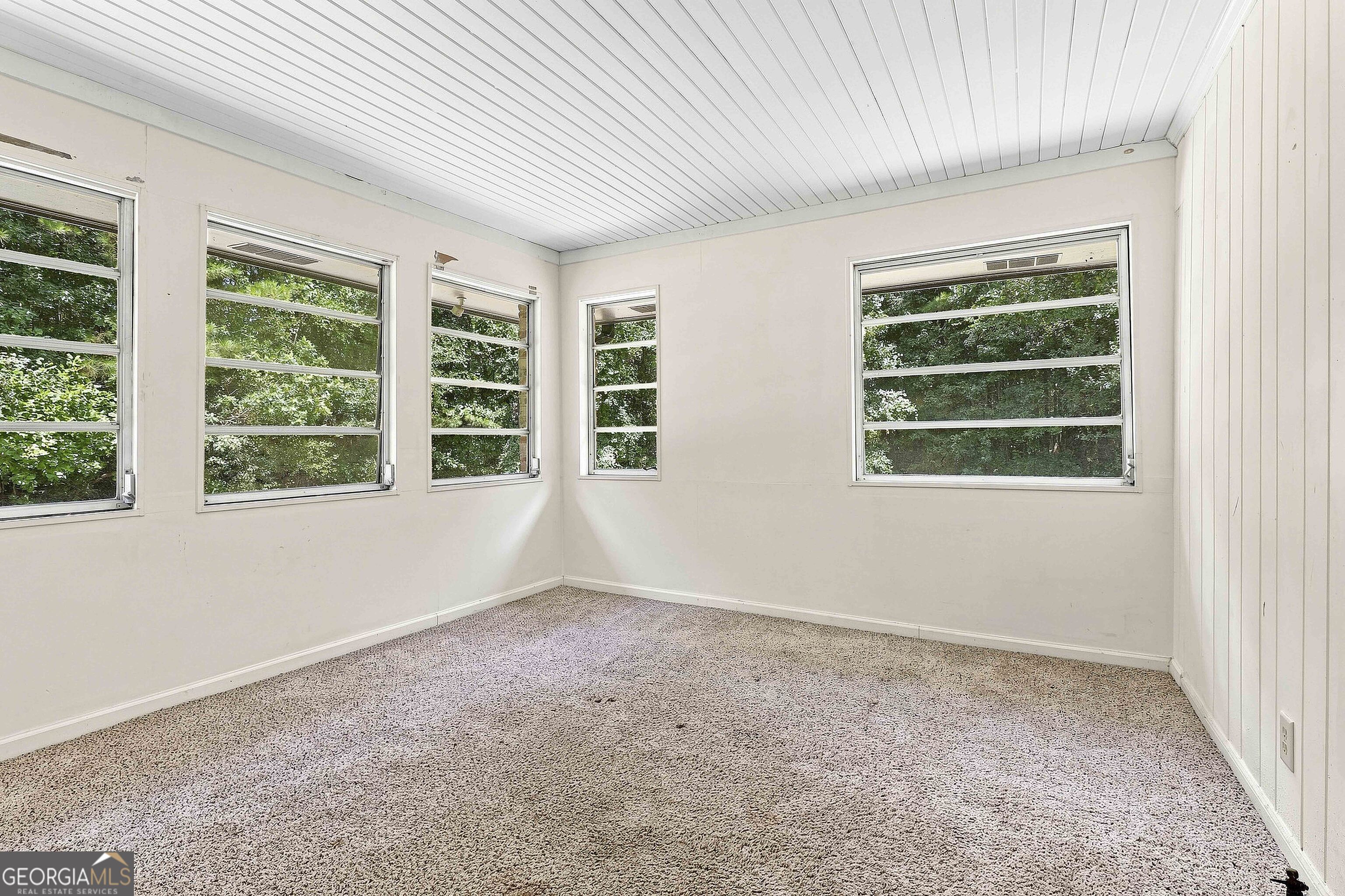 490 Mehaffey Drive Property Photo 17