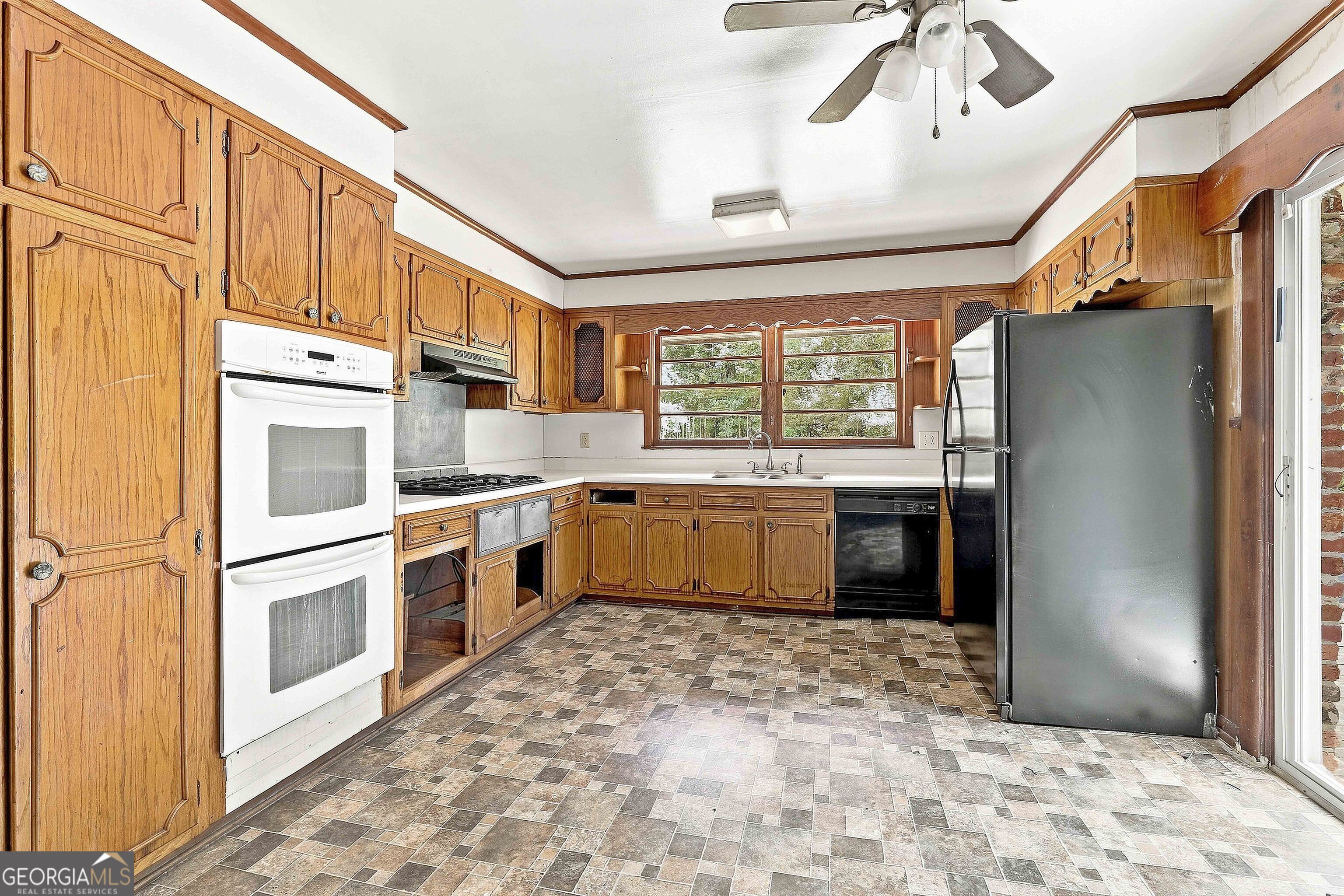 490 Mehaffey Drive Property Photo 20