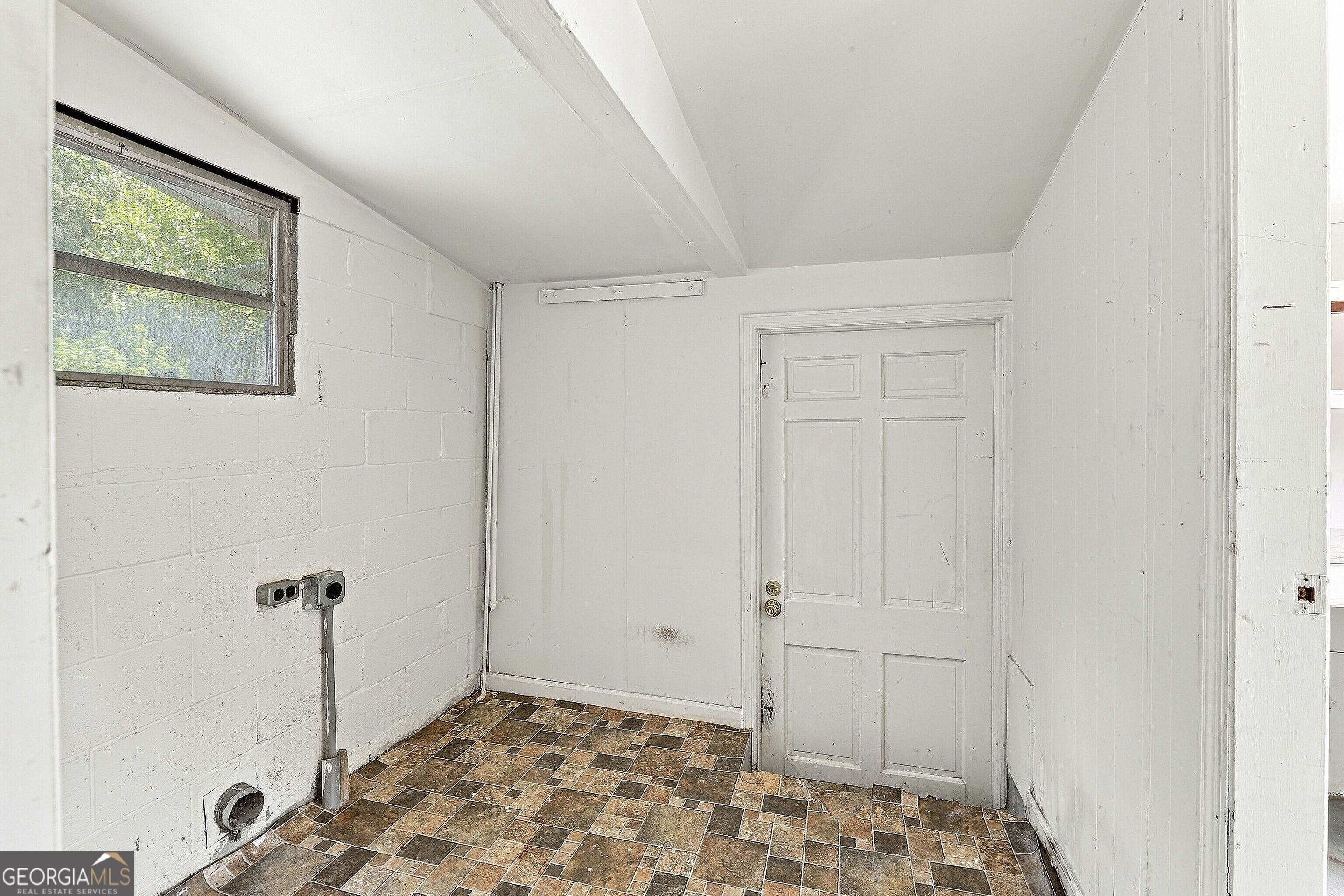 490 Mehaffey Drive Property Photo 24