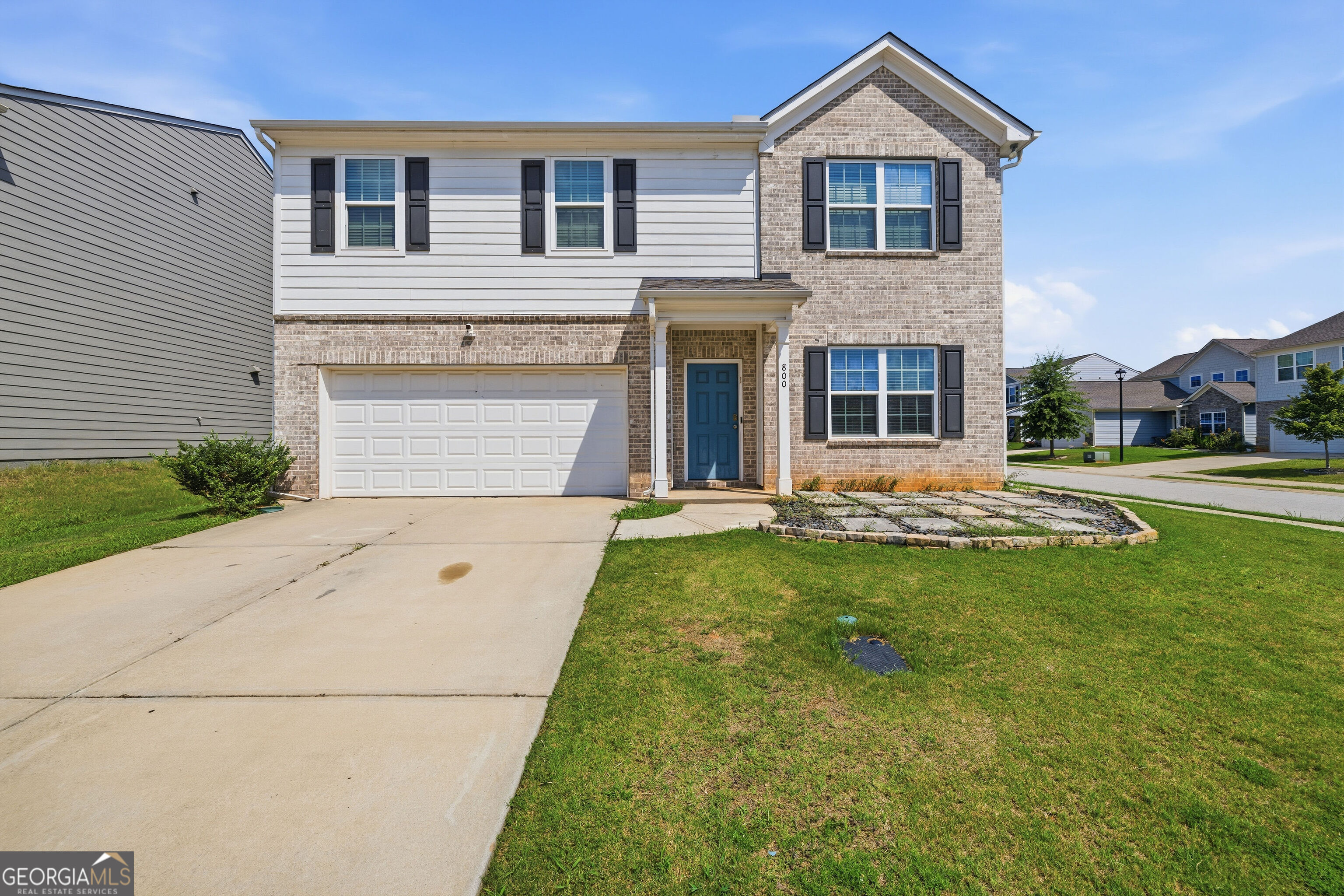 800 Royal Red Court Property Photo 1