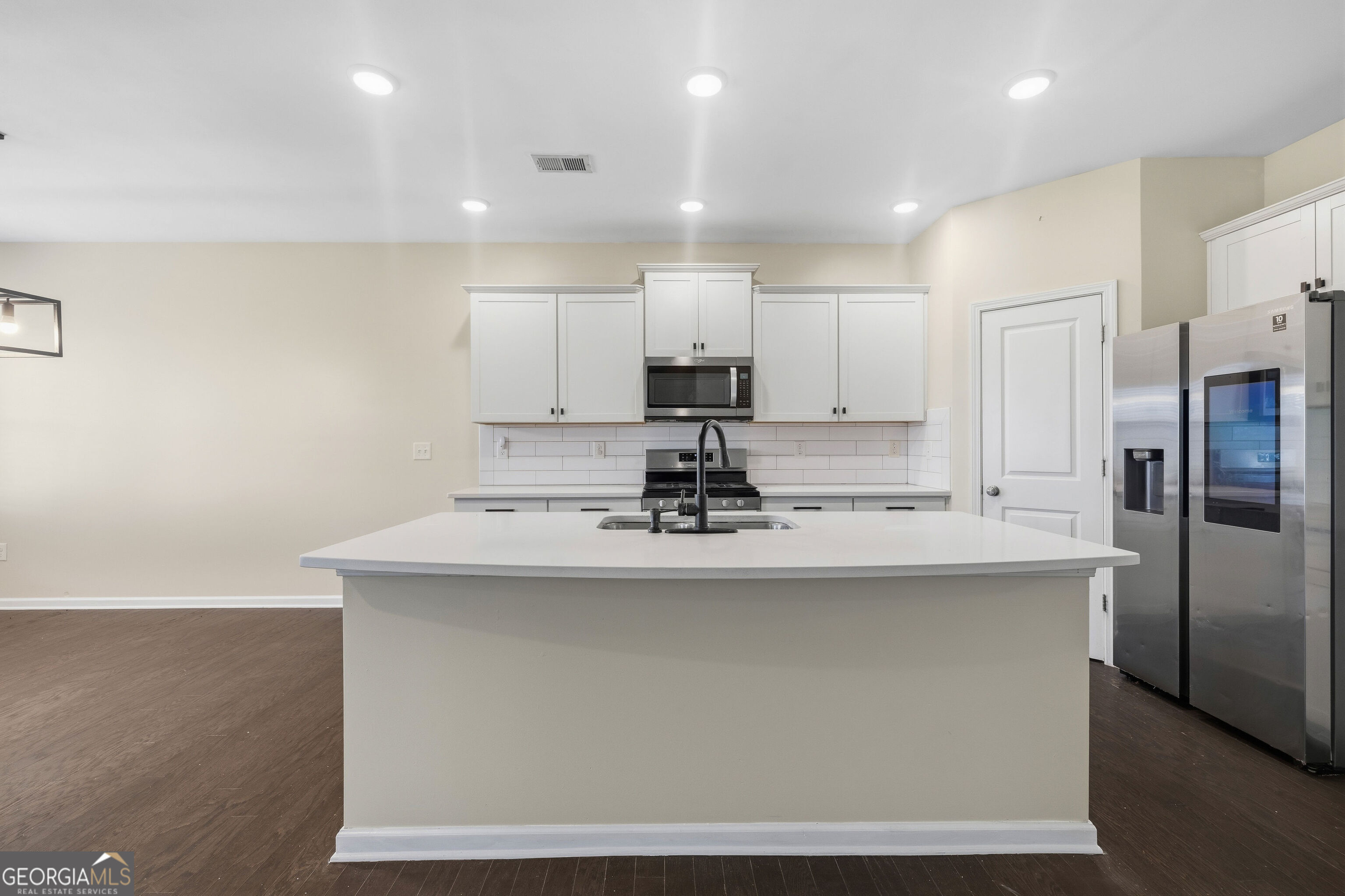 800 Royal Red Court Property Photo 11