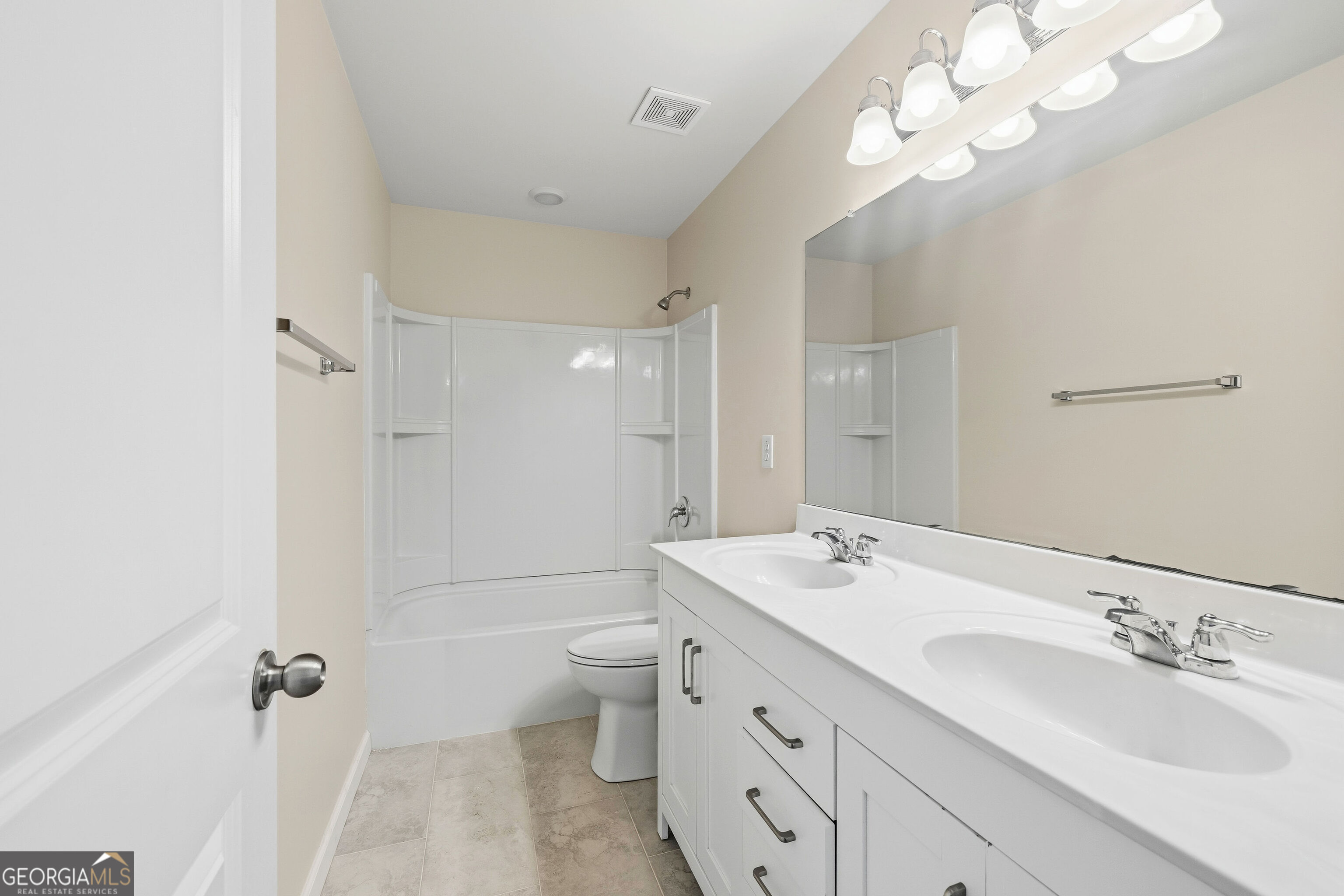800 Royal Red Court Property Photo 13